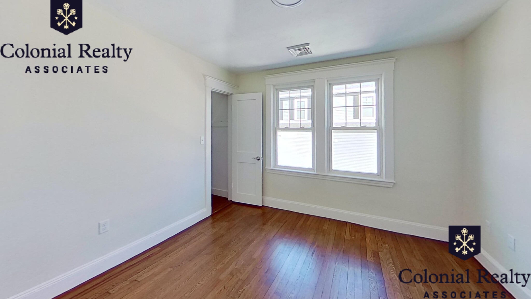 40 Grant Pl, Banks Square