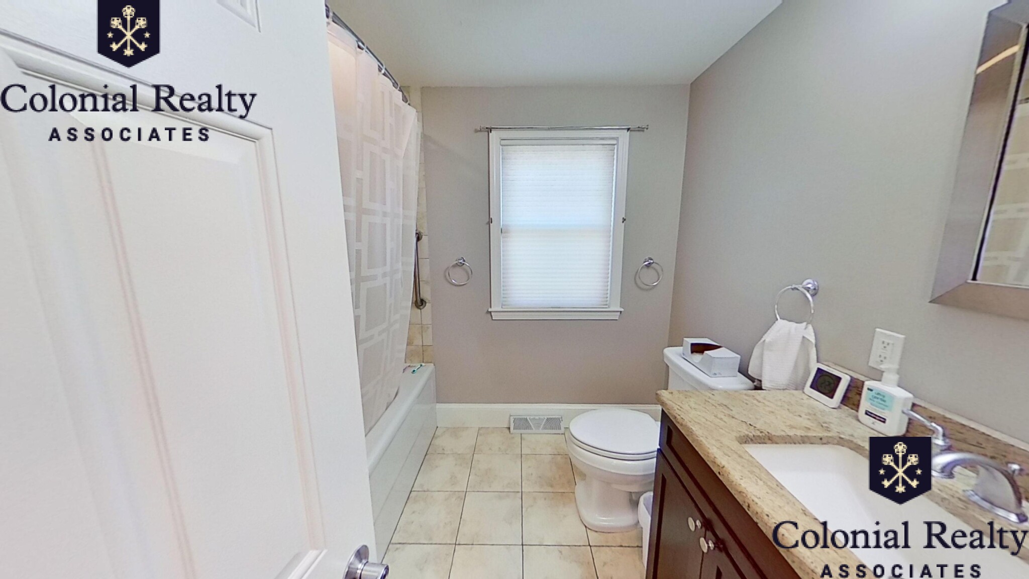 40 Glenellen Rd, West Roxbury