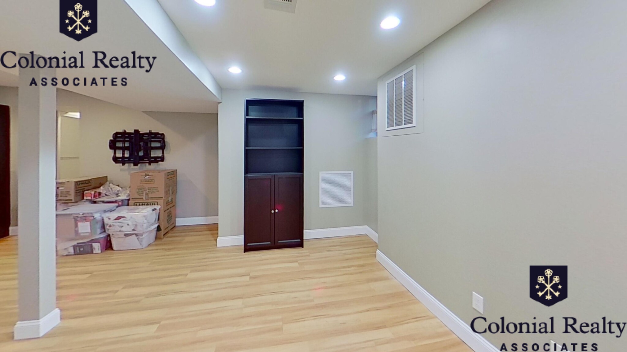 40 Glenellen Rd, West Roxbury