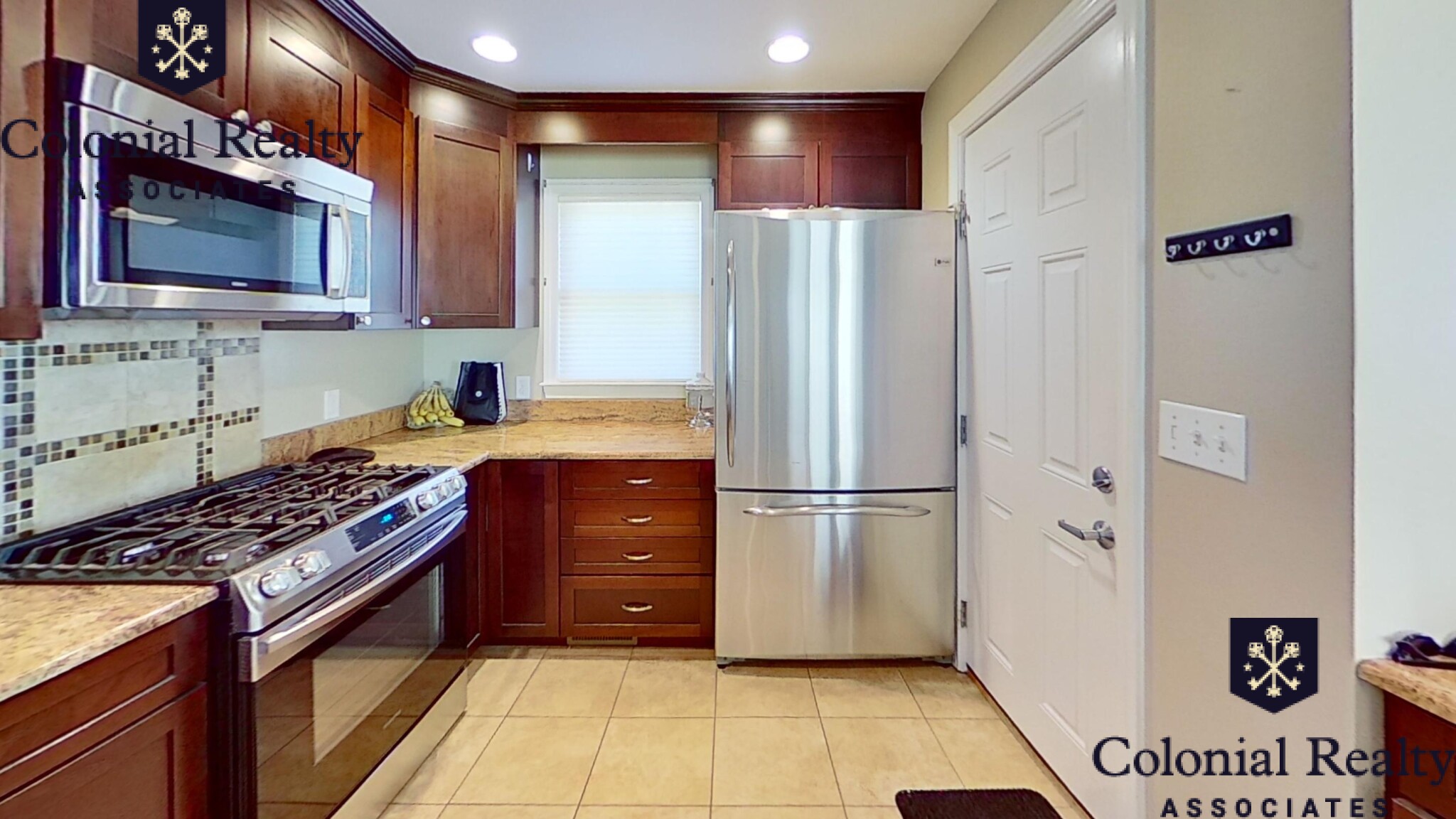 40 Glenellen Rd, West Roxbury