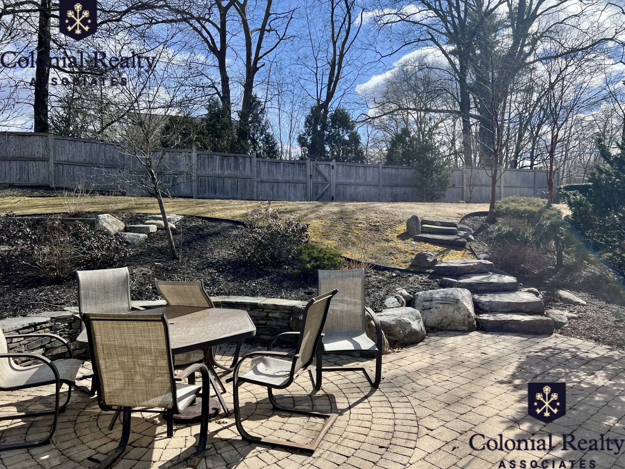 40 Glenellen Rd, West Roxbury