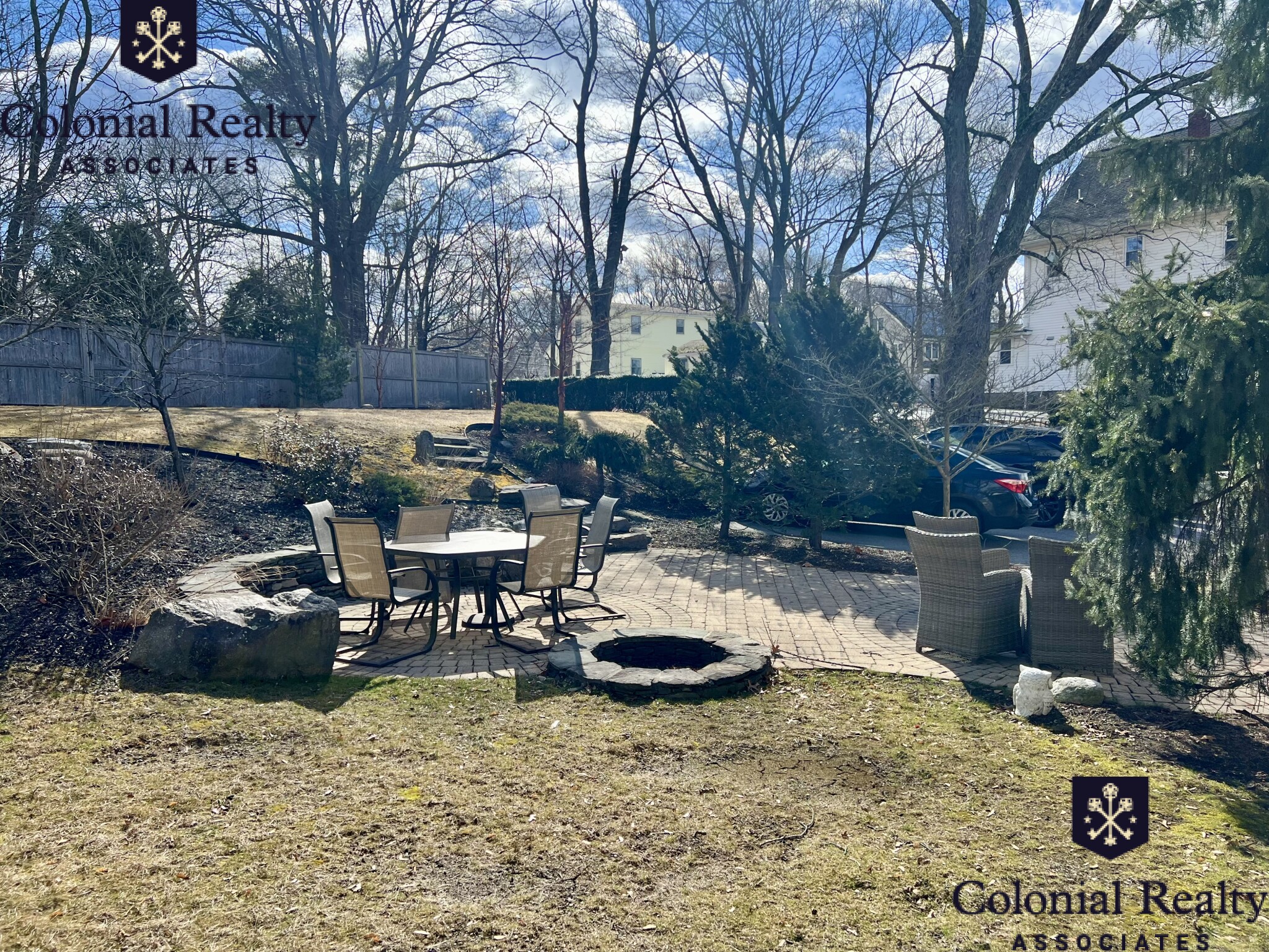 40 Glenellen Rd, West Roxbury