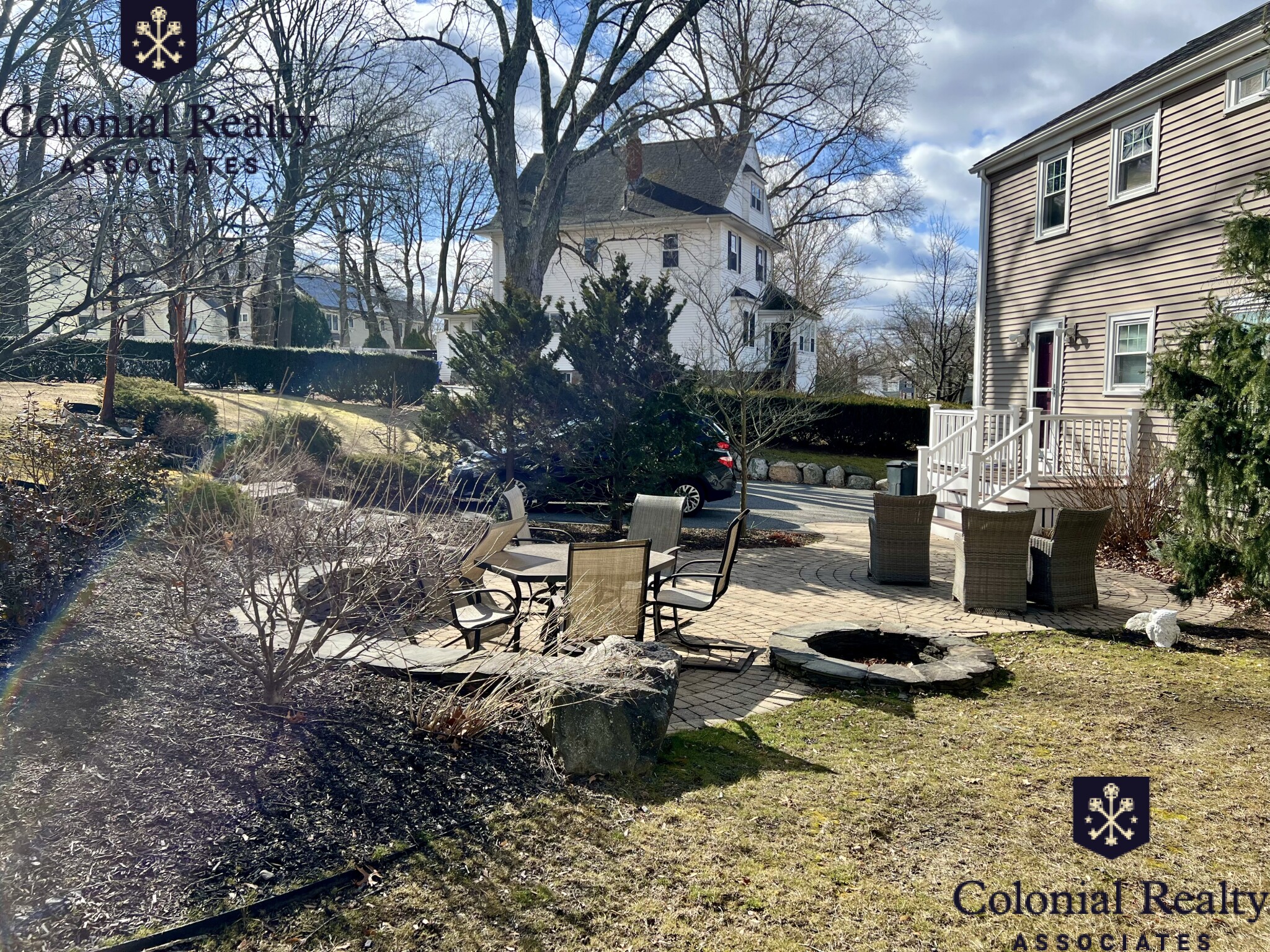 40 Glenellen Rd, West Roxbury