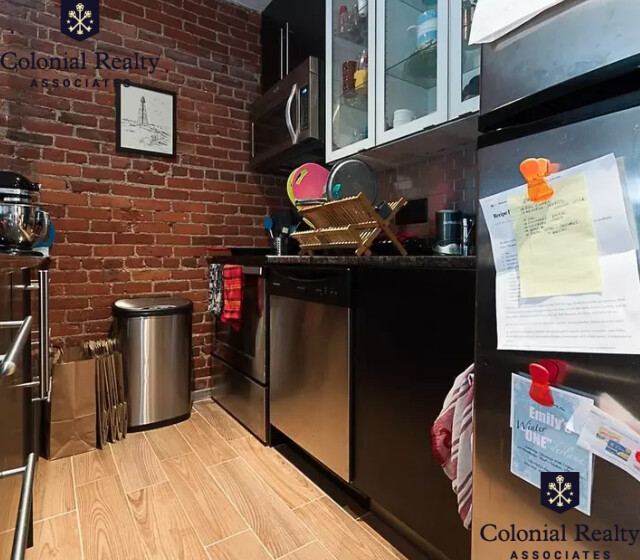 1203 Beacon St, Brookline