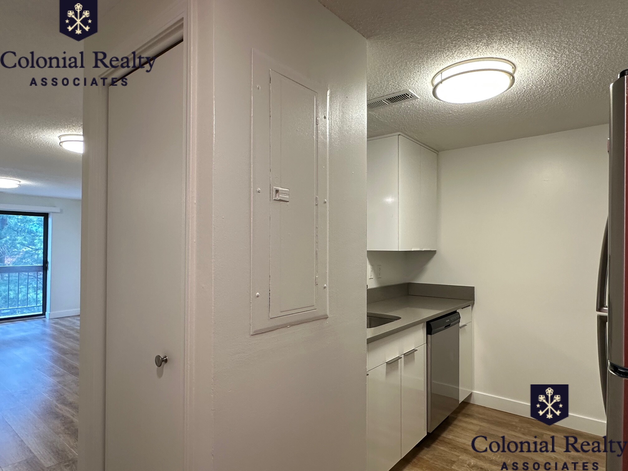 25 Webster Ave, Ward Two