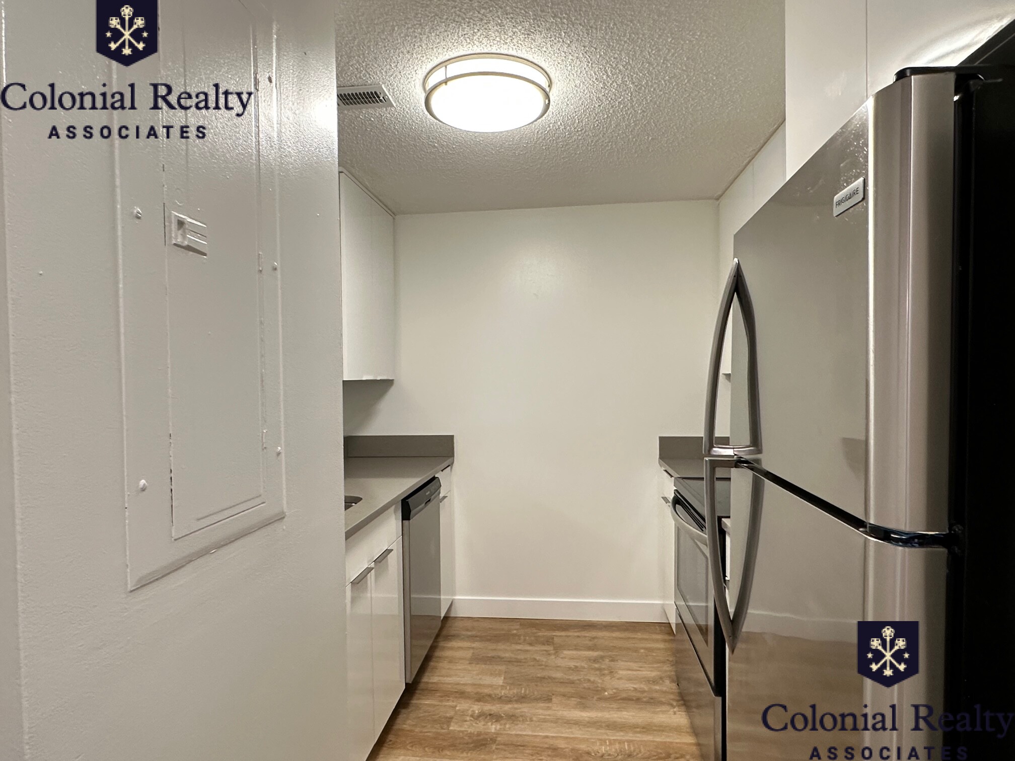 25 Webster Ave, Ward Two