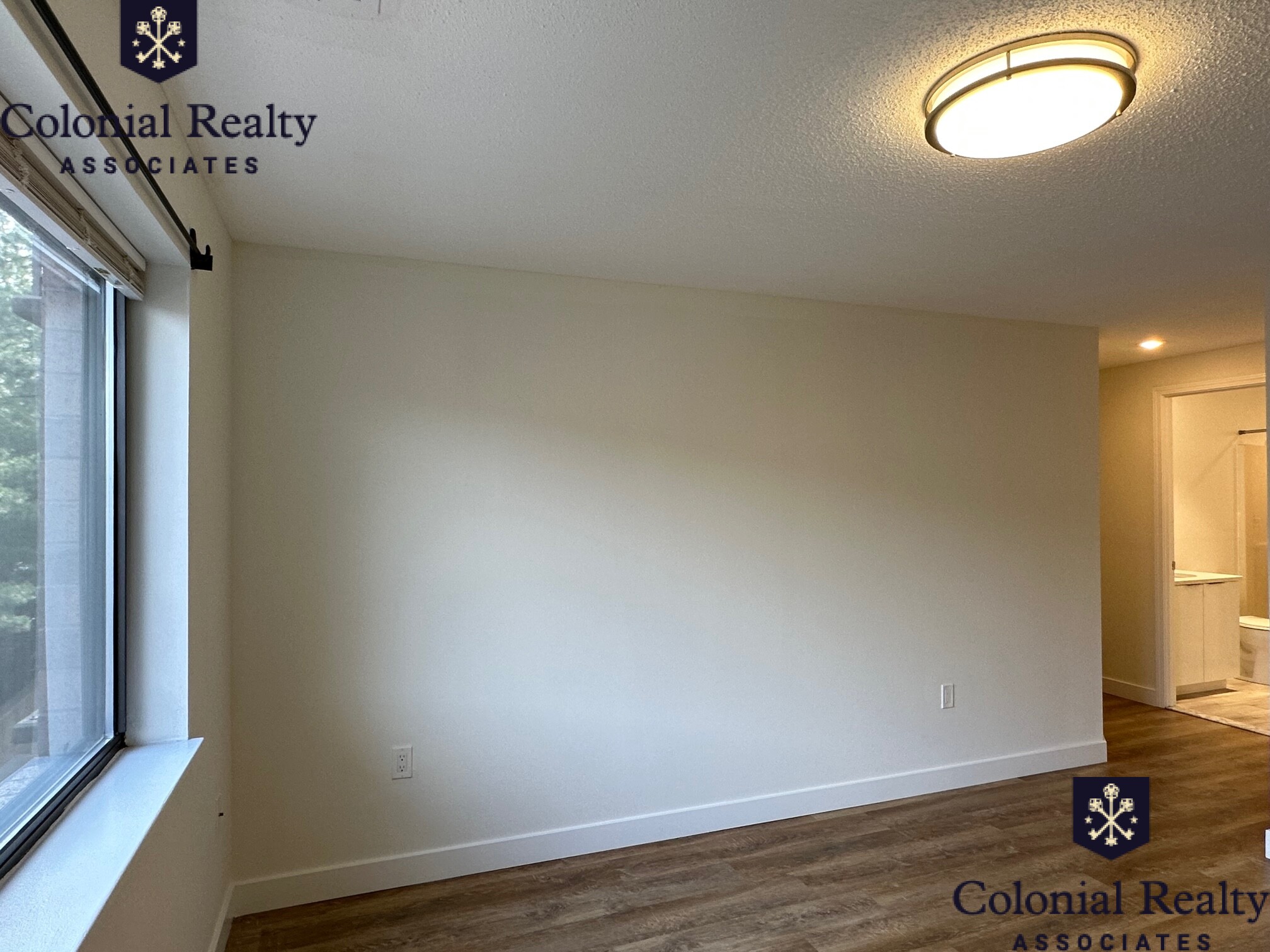 25 Webster Ave, Ward Two