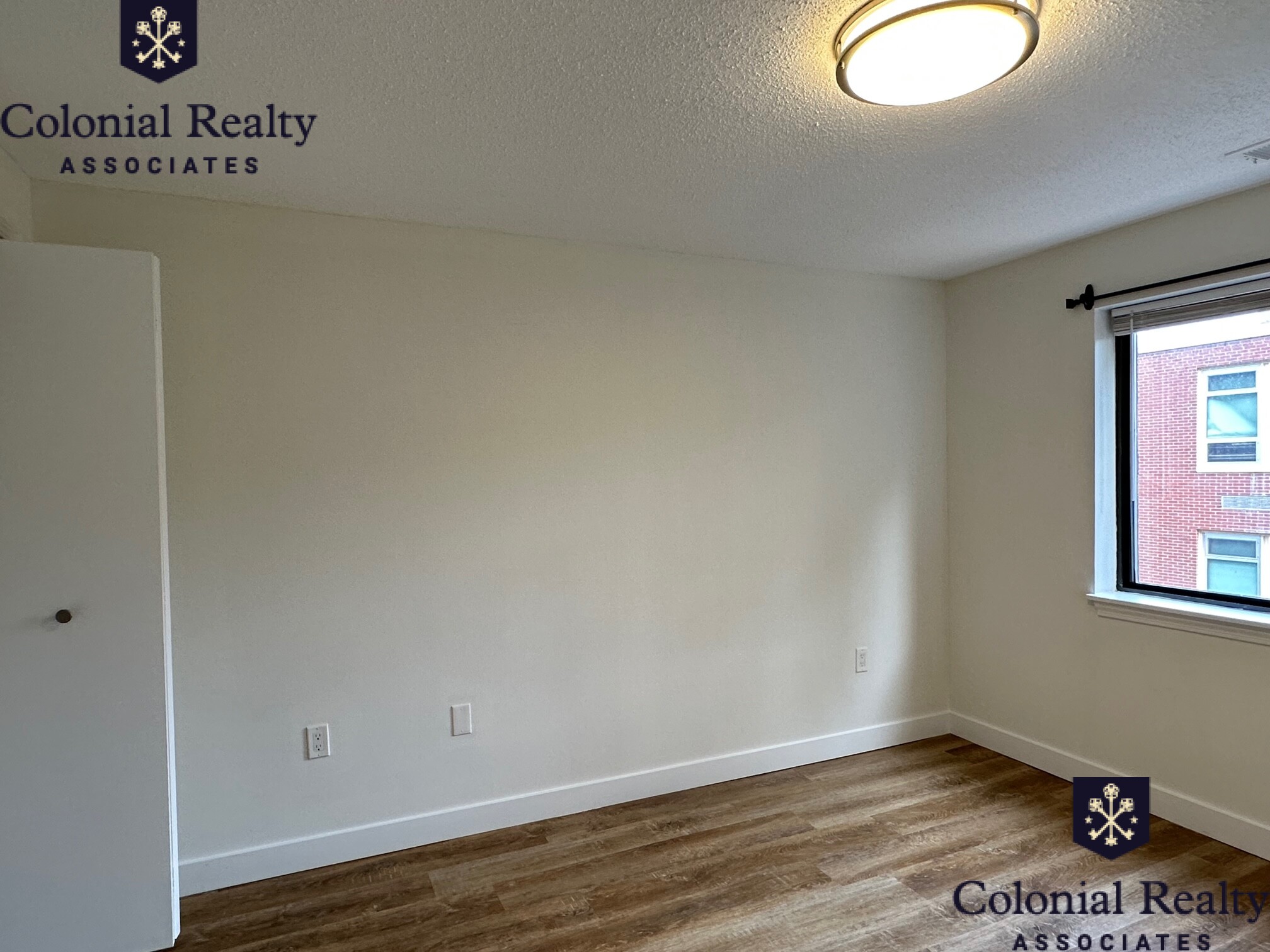 25 Webster Ave, Ward Two