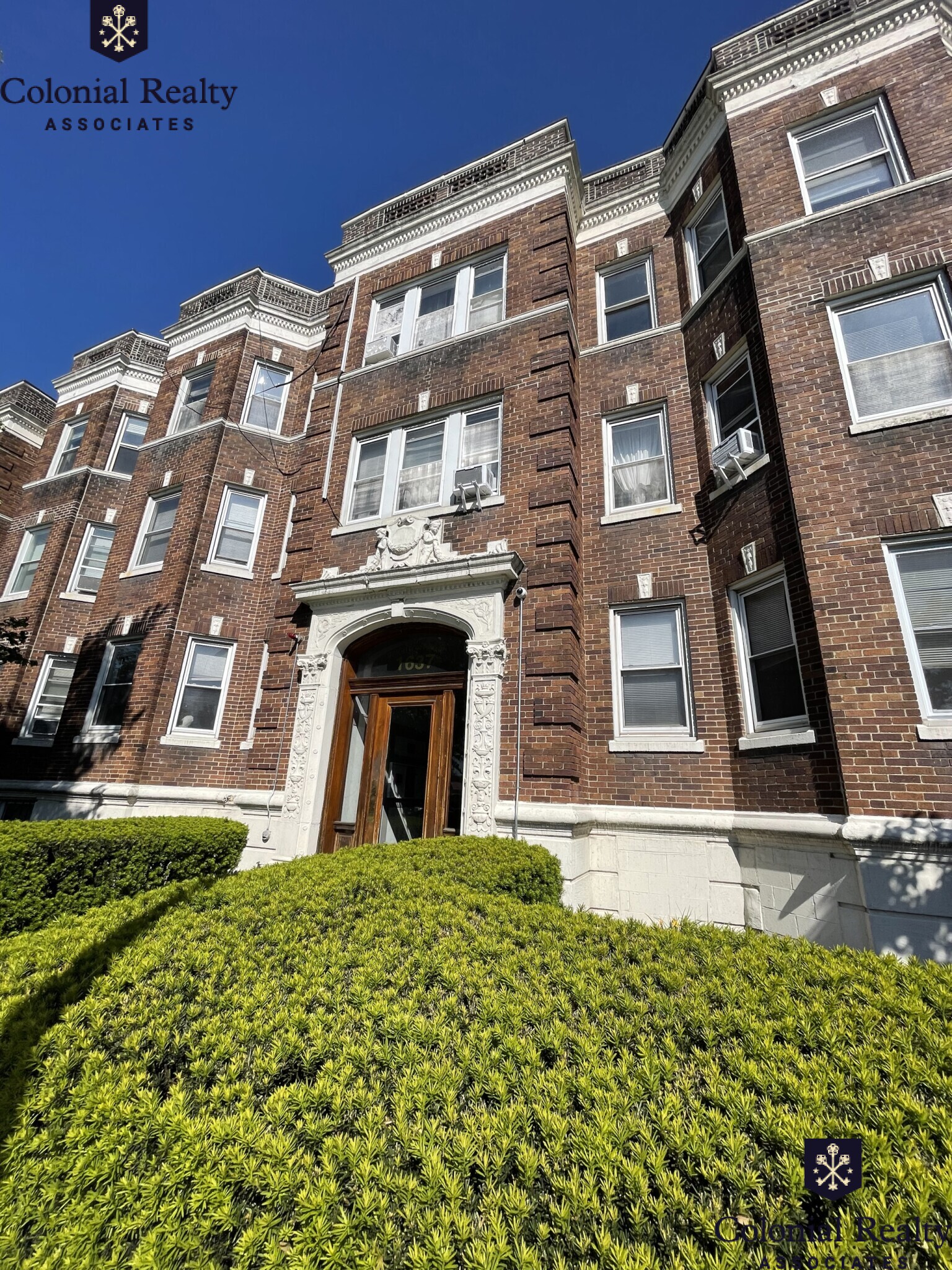 1637 Commonwealth Ave, Brighton