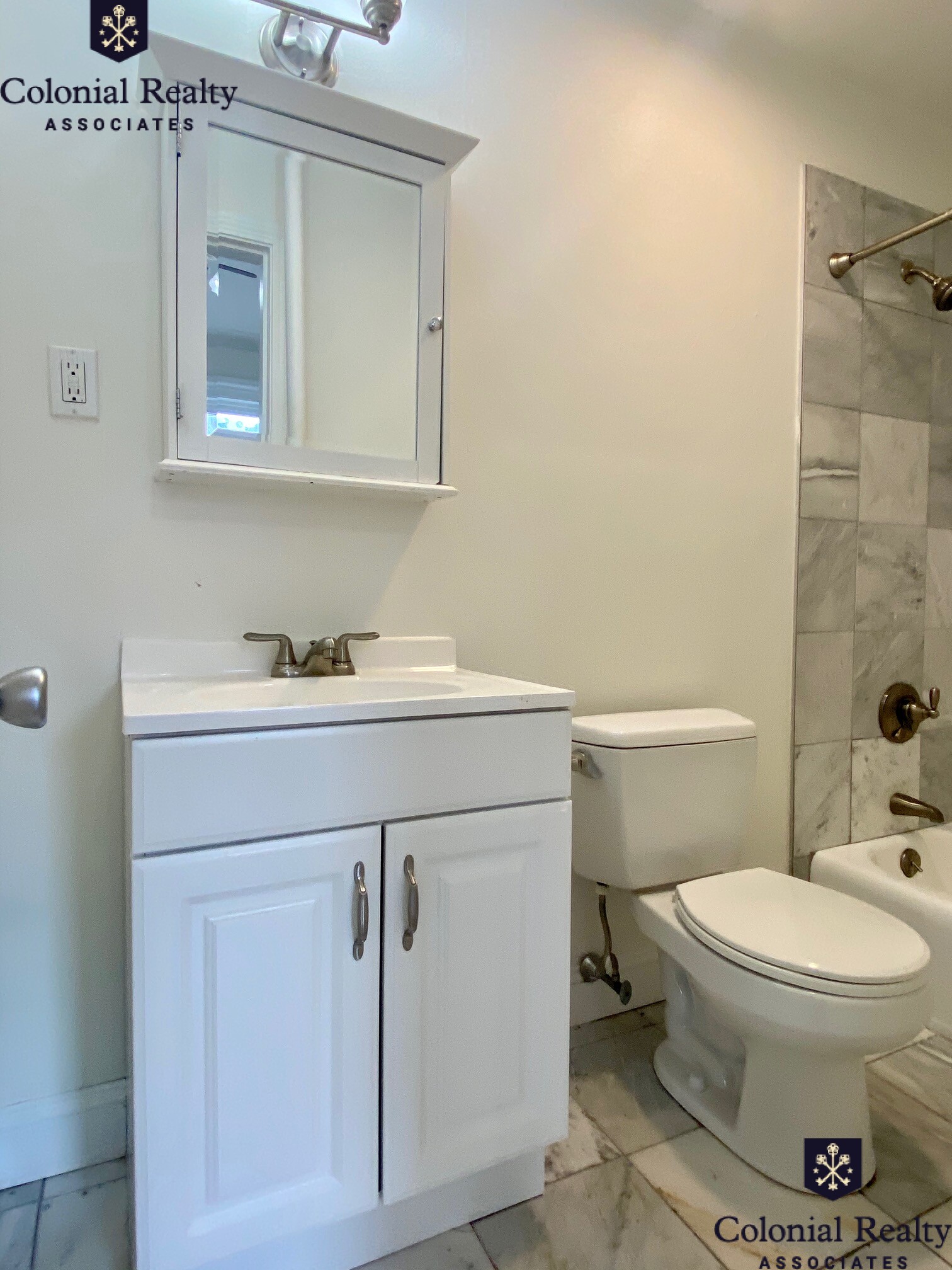 92 Charles St, Beacon Hill