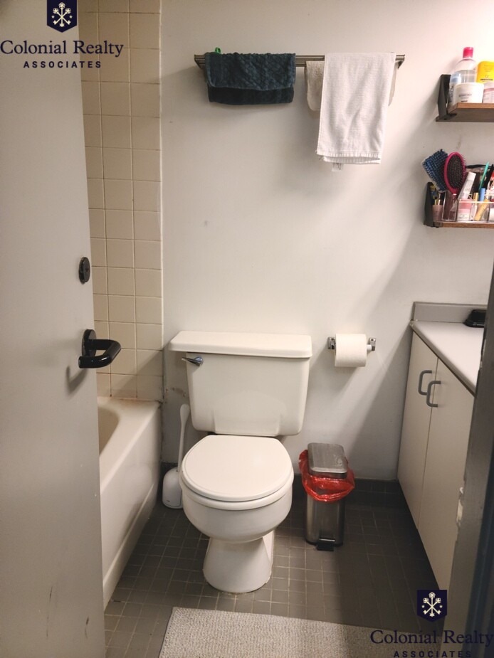 61 Brookline Ave, Fenway