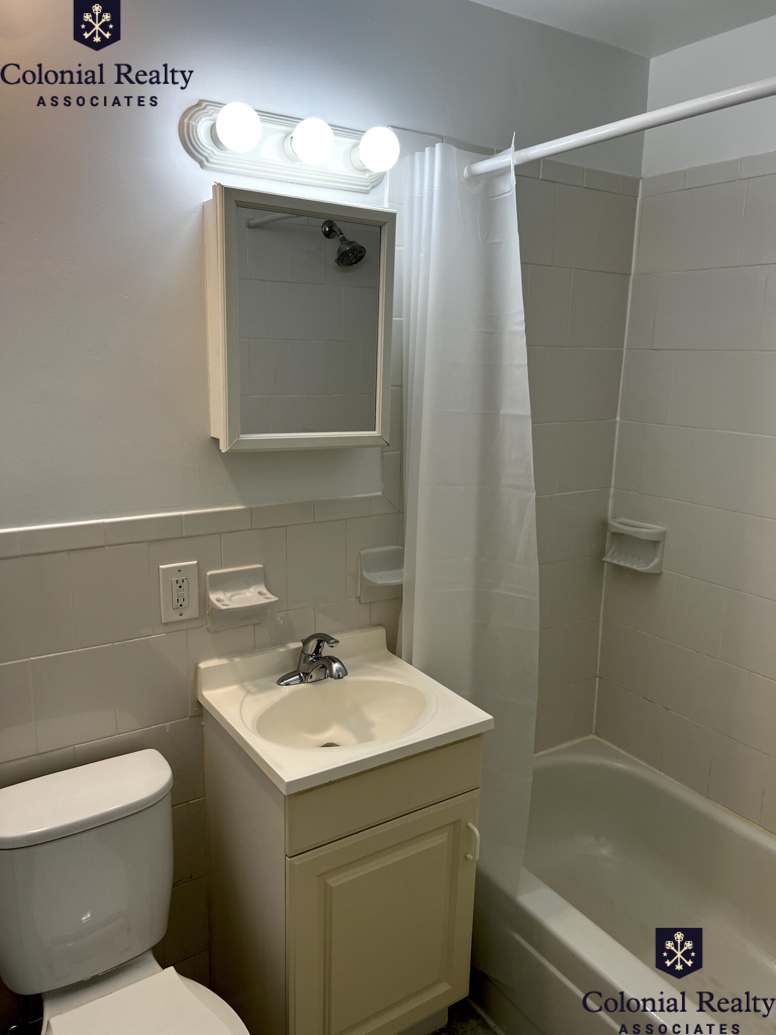 73 Brighton Ave, Allston