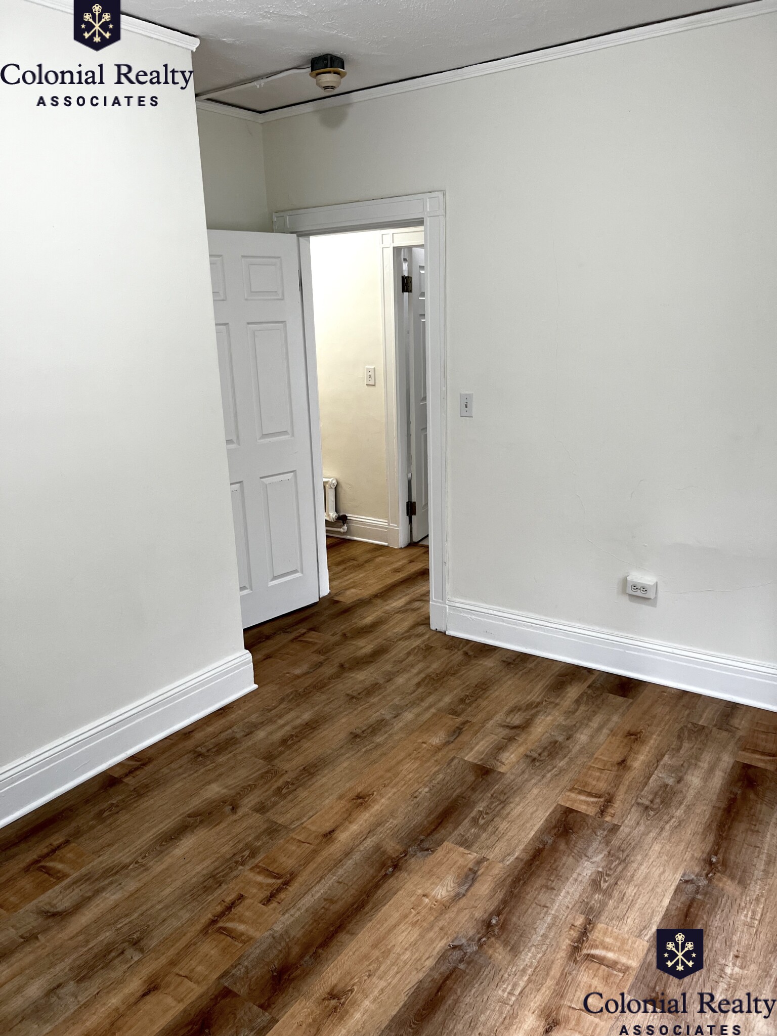 230 Walnut St, Newtonville