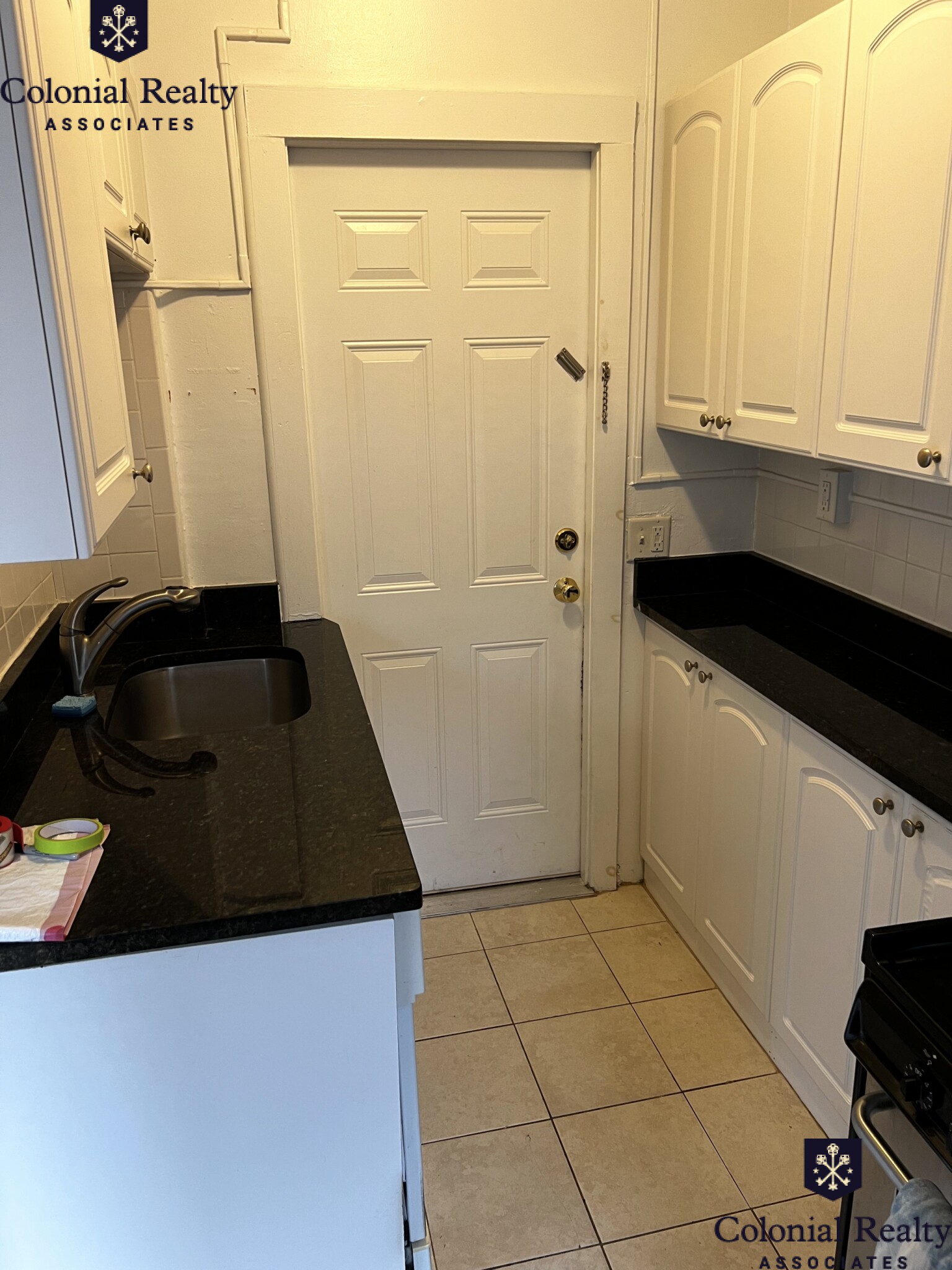 230 Walnut St, Newtonville