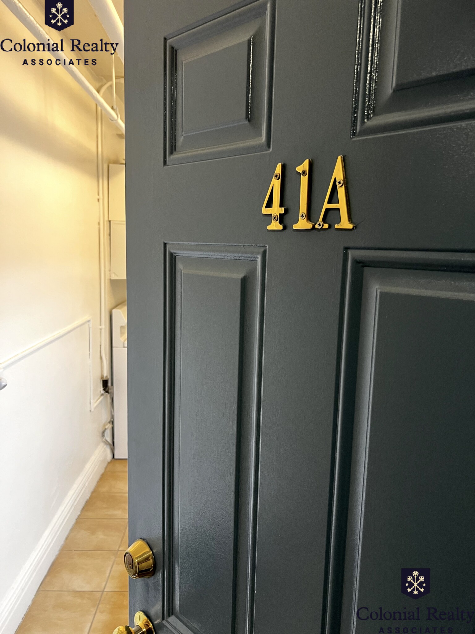 230 Walnut St, Newtonville