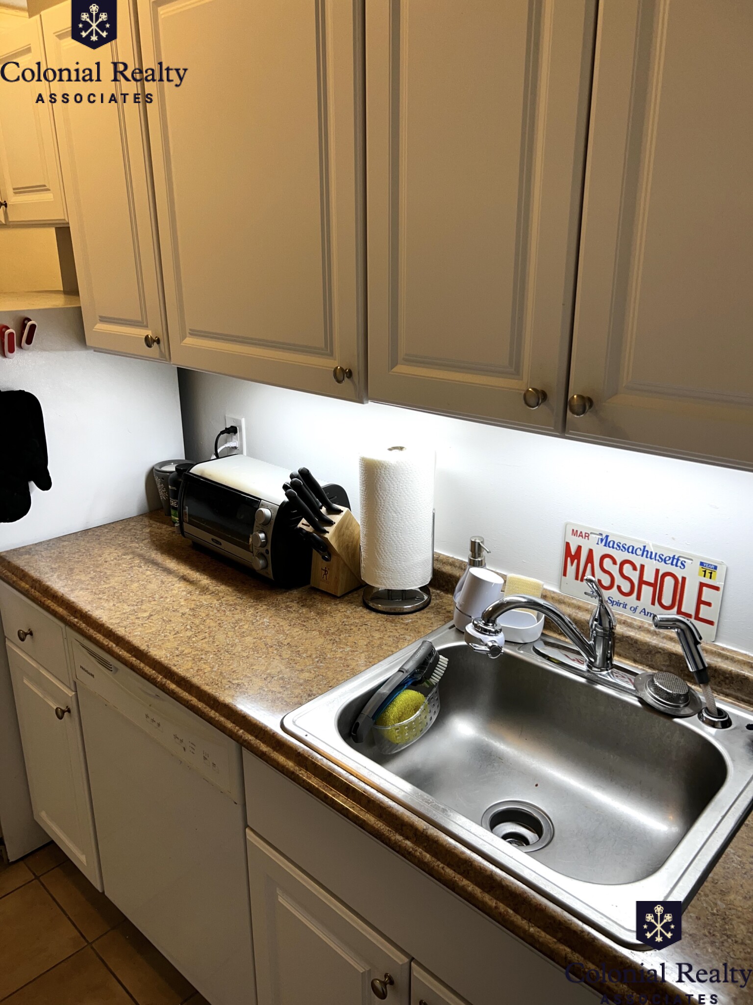 230 Walnut St, Newtonville