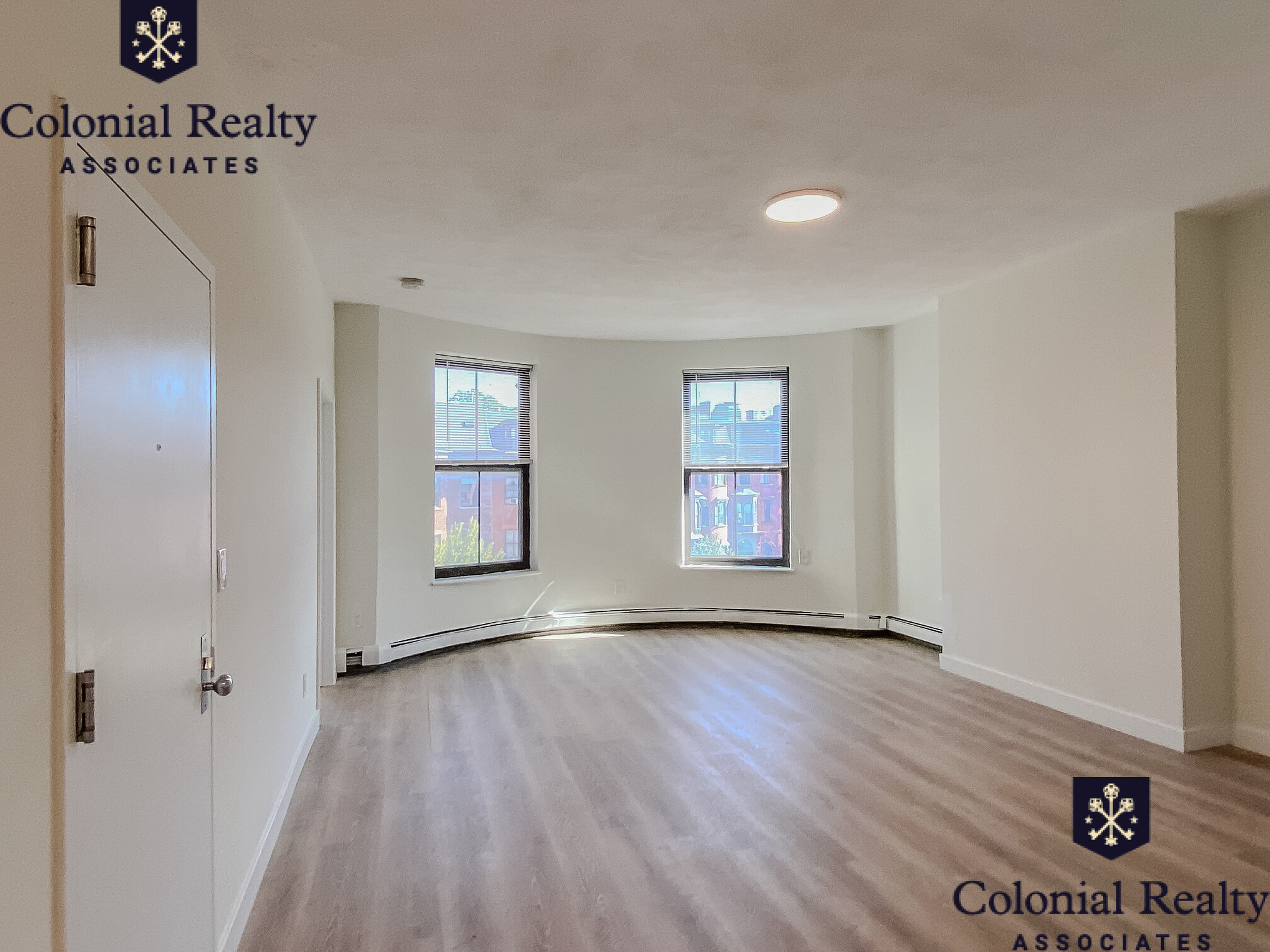 525 Massachusetts Ave, Roxbury