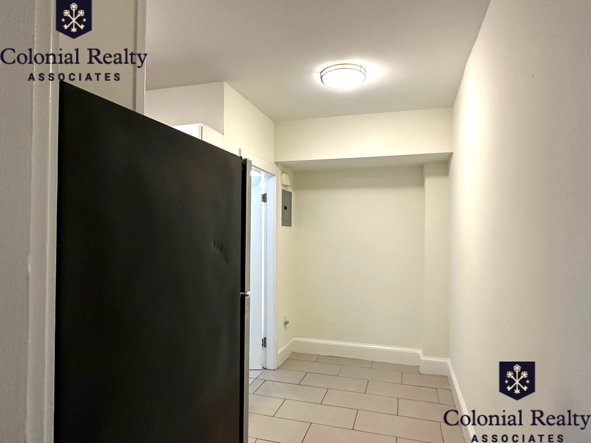 232 Walnut St, Newtonville