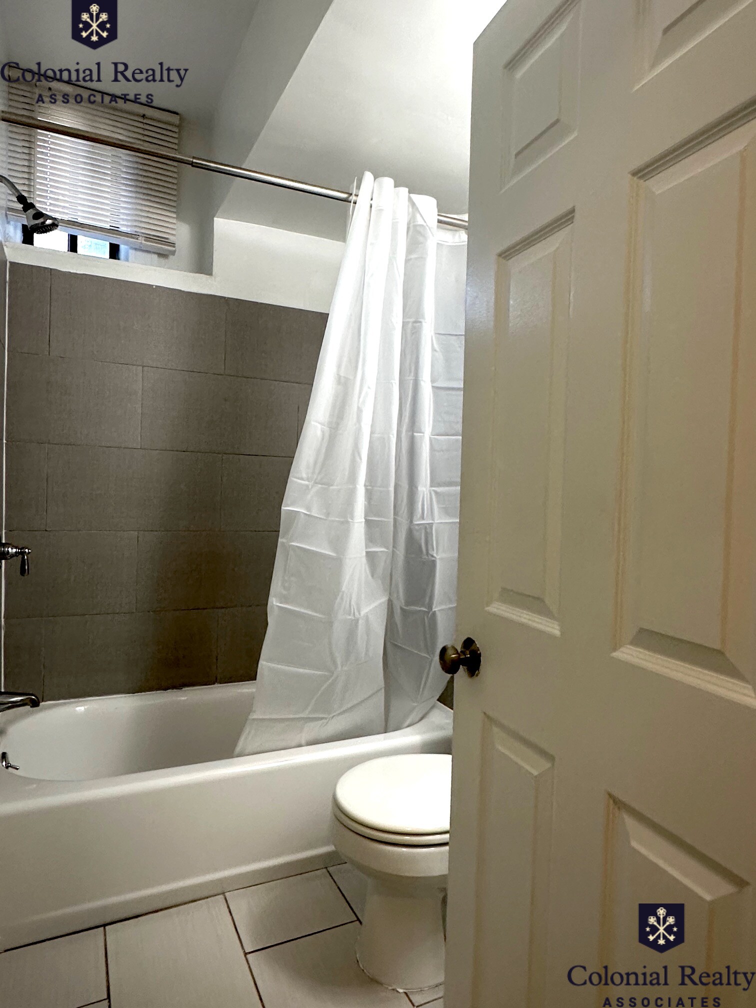 232 Walnut St, Newtonville