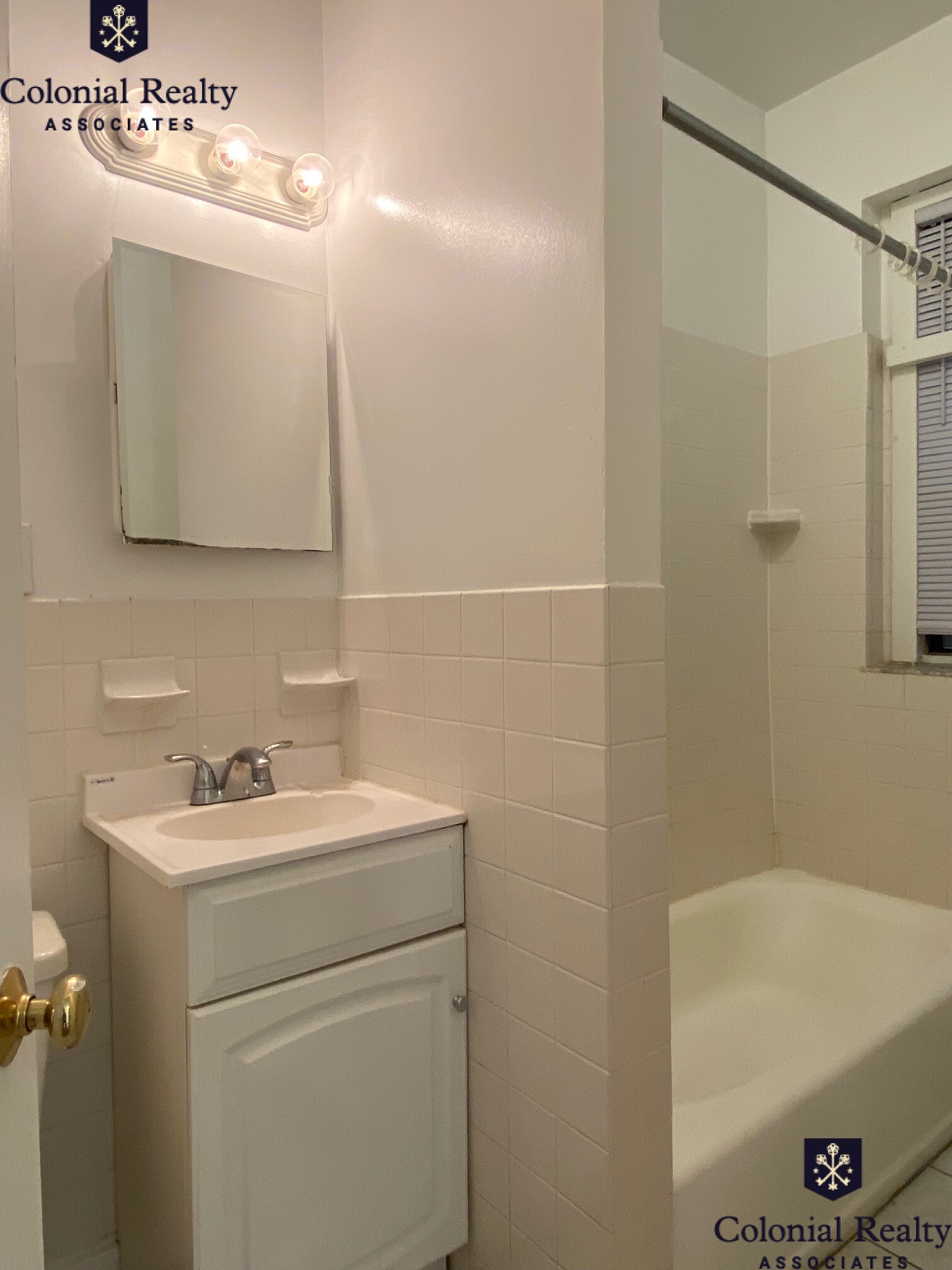 1302 Commonwealth Ave, Allston