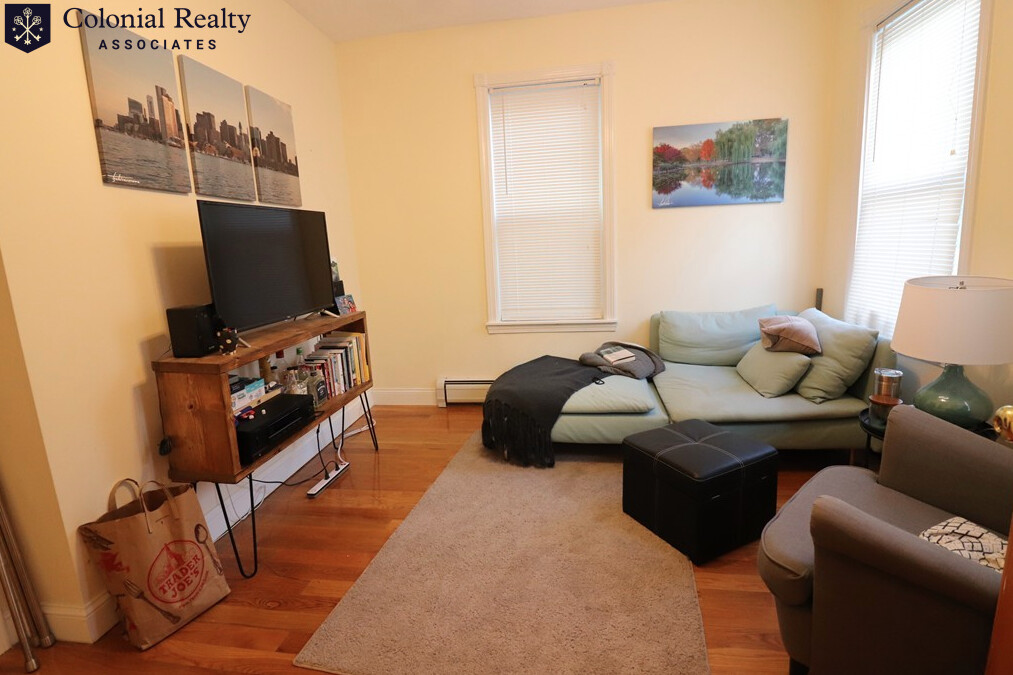 14 Leverett St, Boylston Street