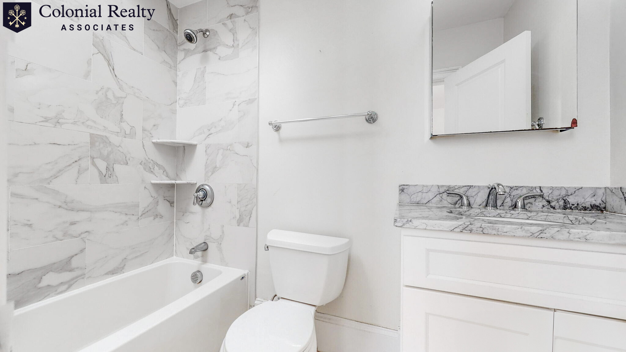 62 West Cedar St, Beacon Hill