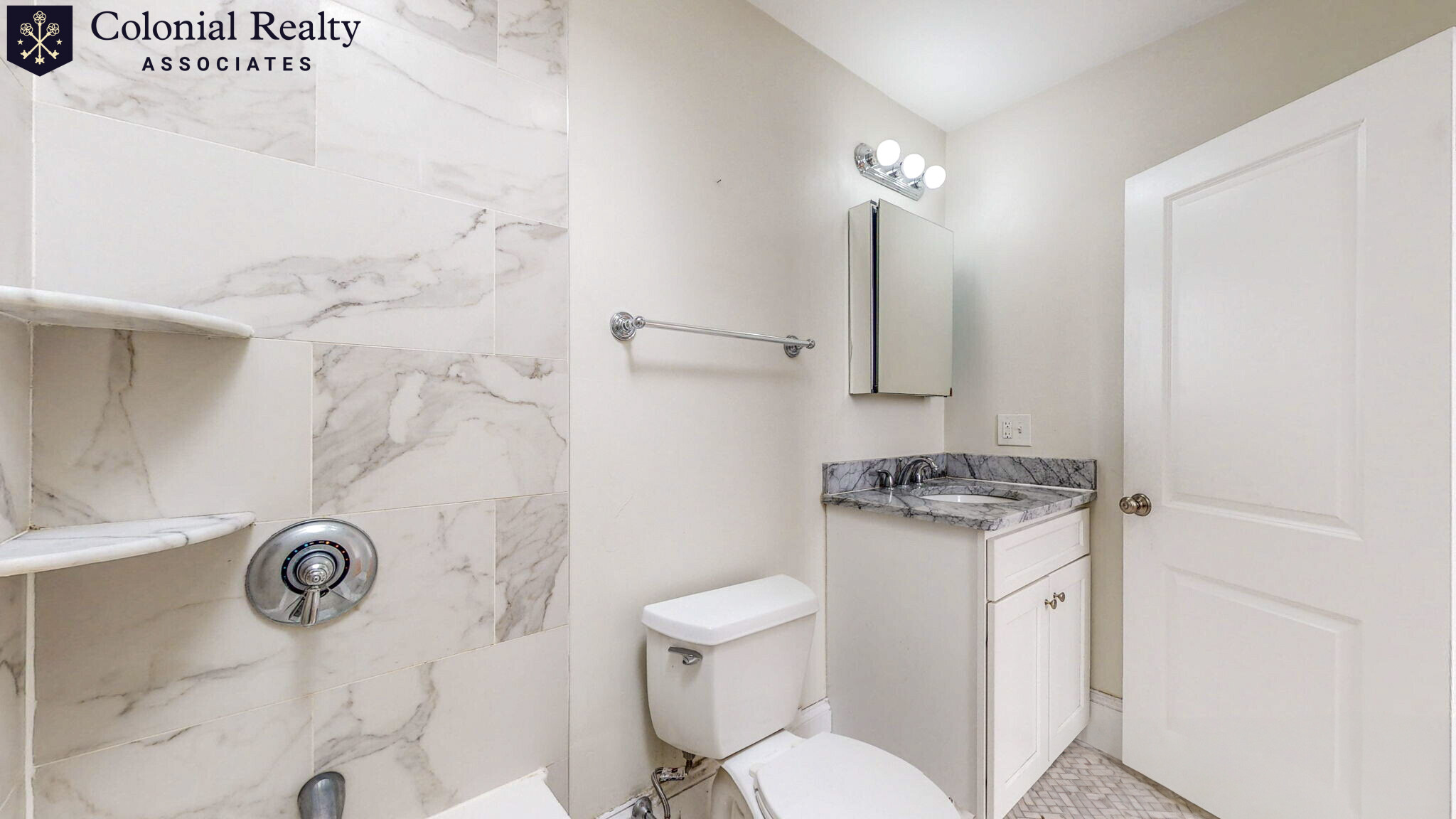 62 West Cedar St, Beacon Hill