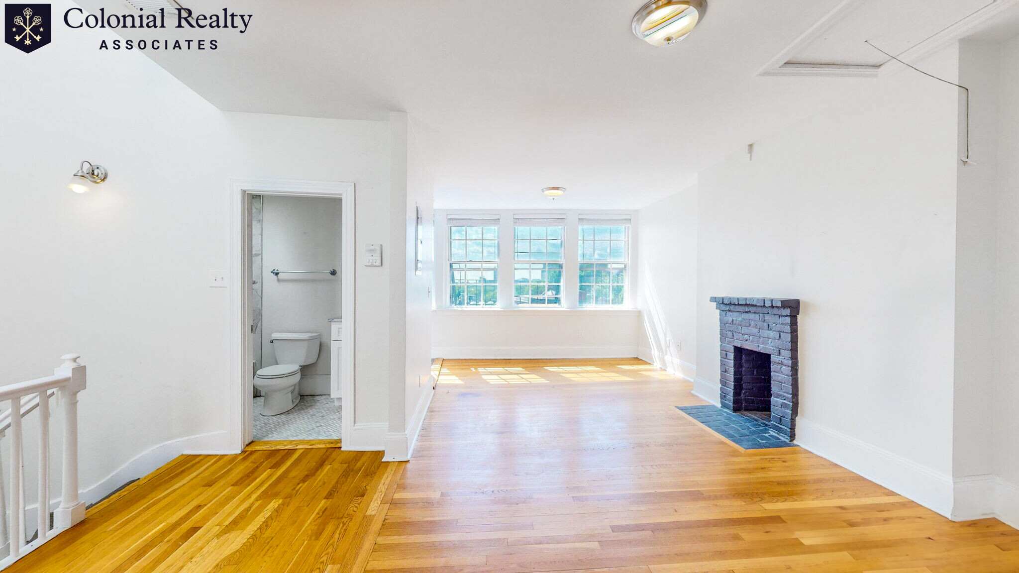 62 West Cedar St, Beacon Hill