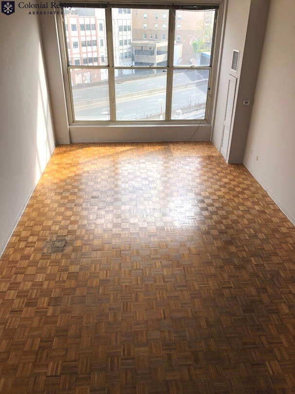 63 Brookline Ave, Kenmore