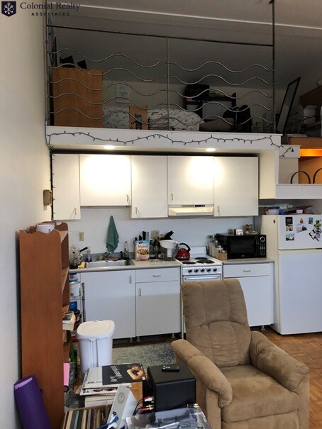 61 Brookline Ave, Fenway