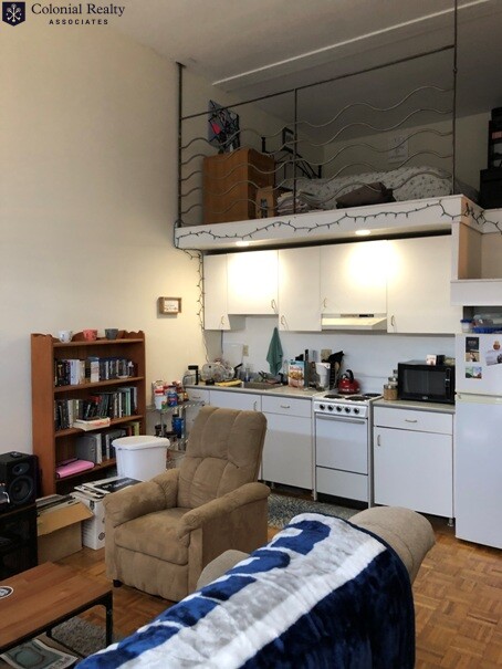 61 Brookline Ave, Fenway