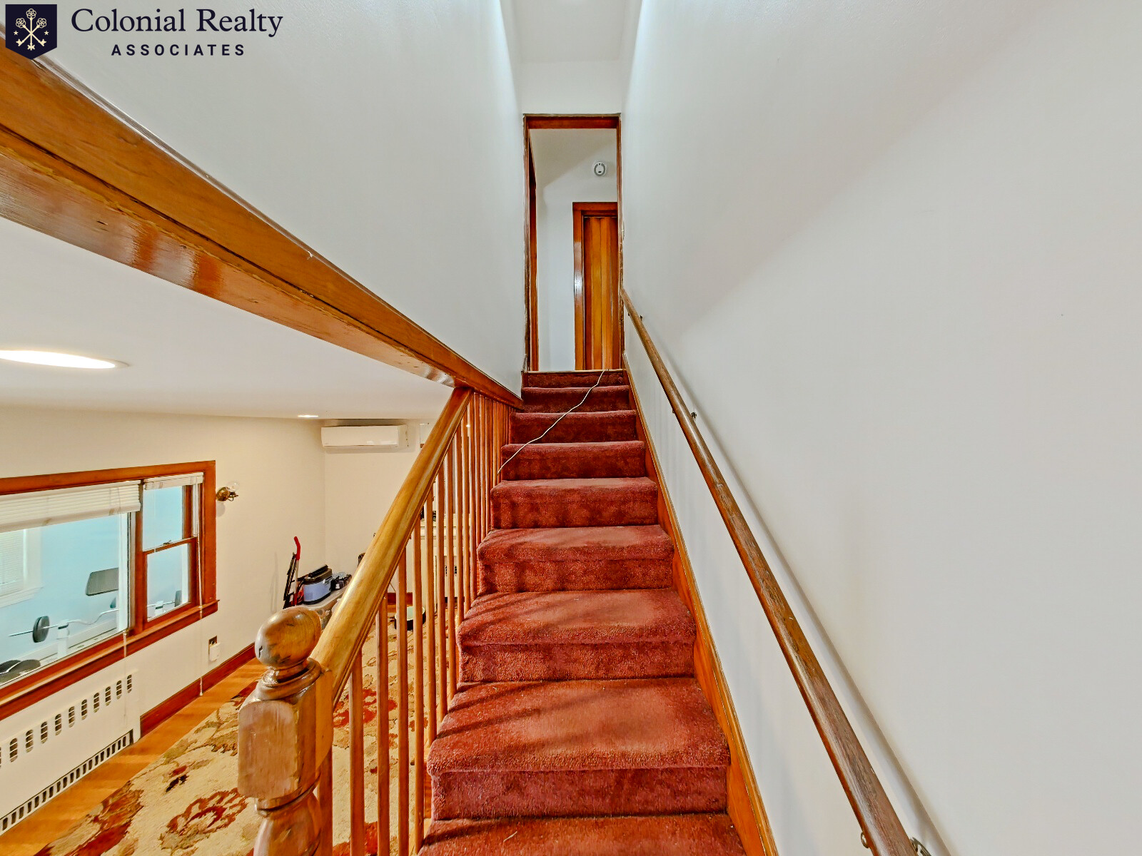 8 Lowell Pl, South Side