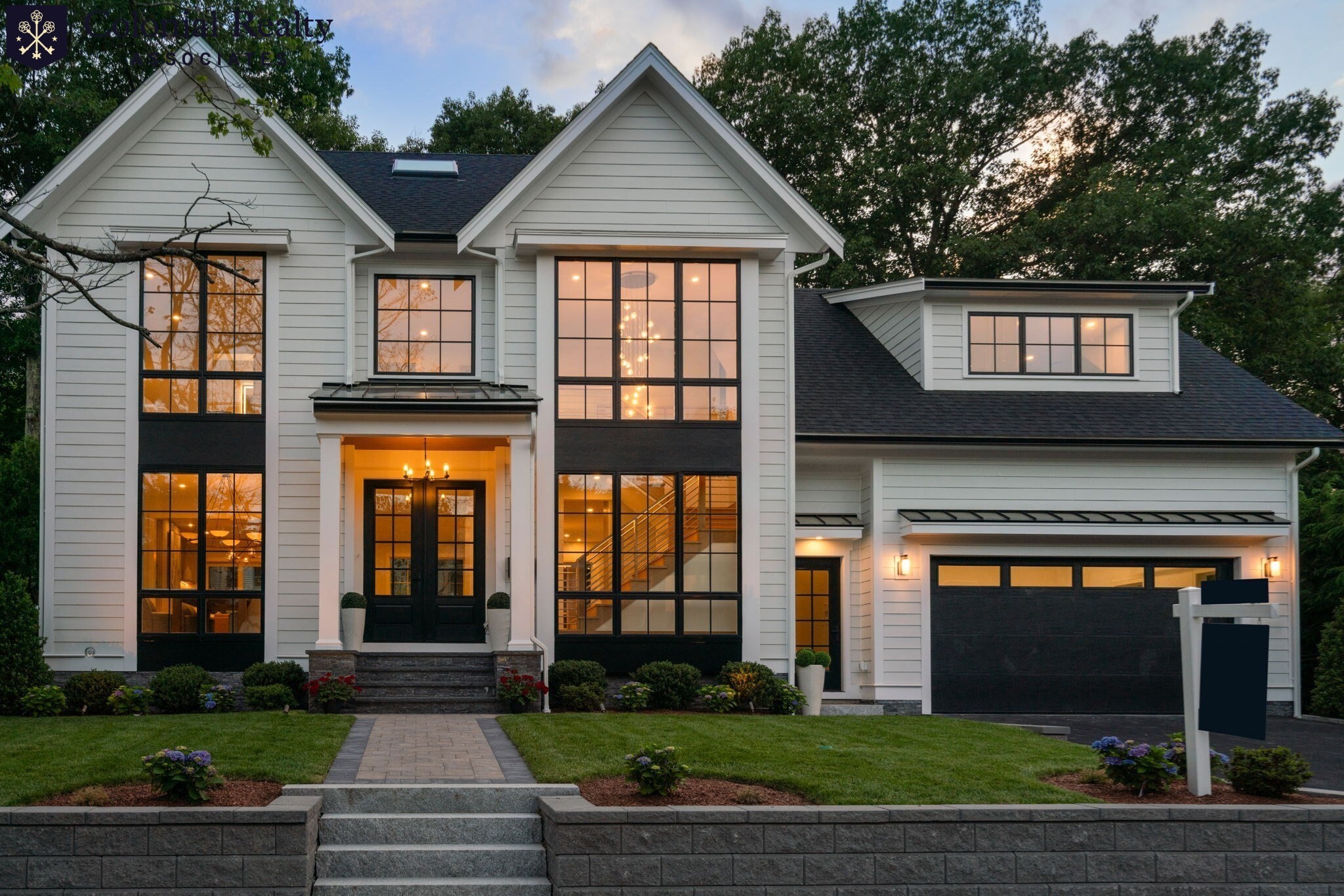 21 Redwood Rd, Newton Center