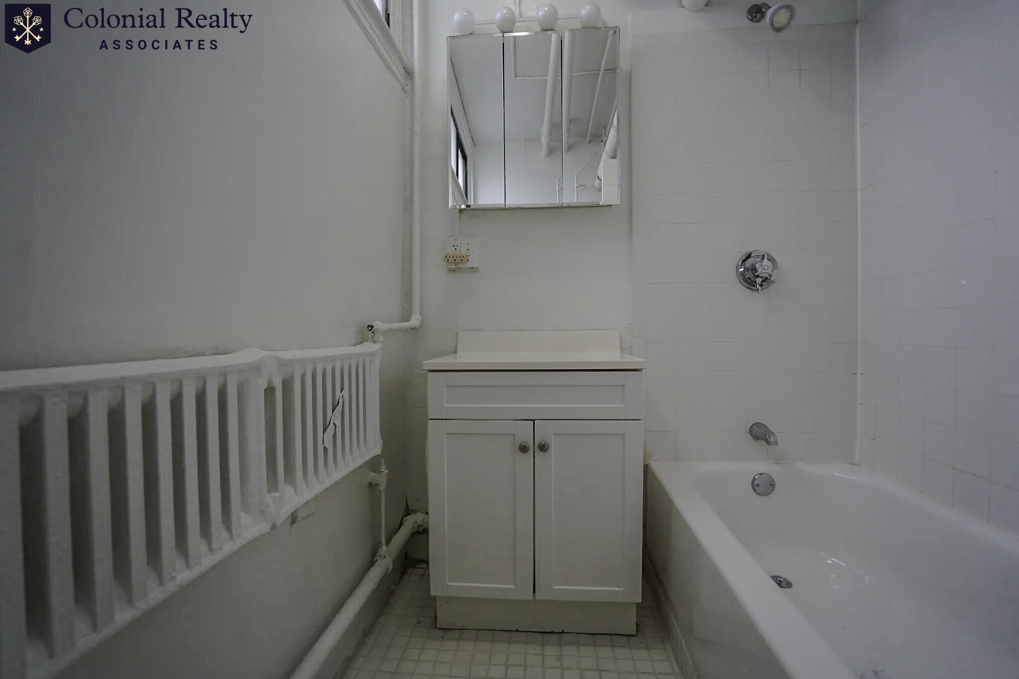 230 Walnut St, Newtonville