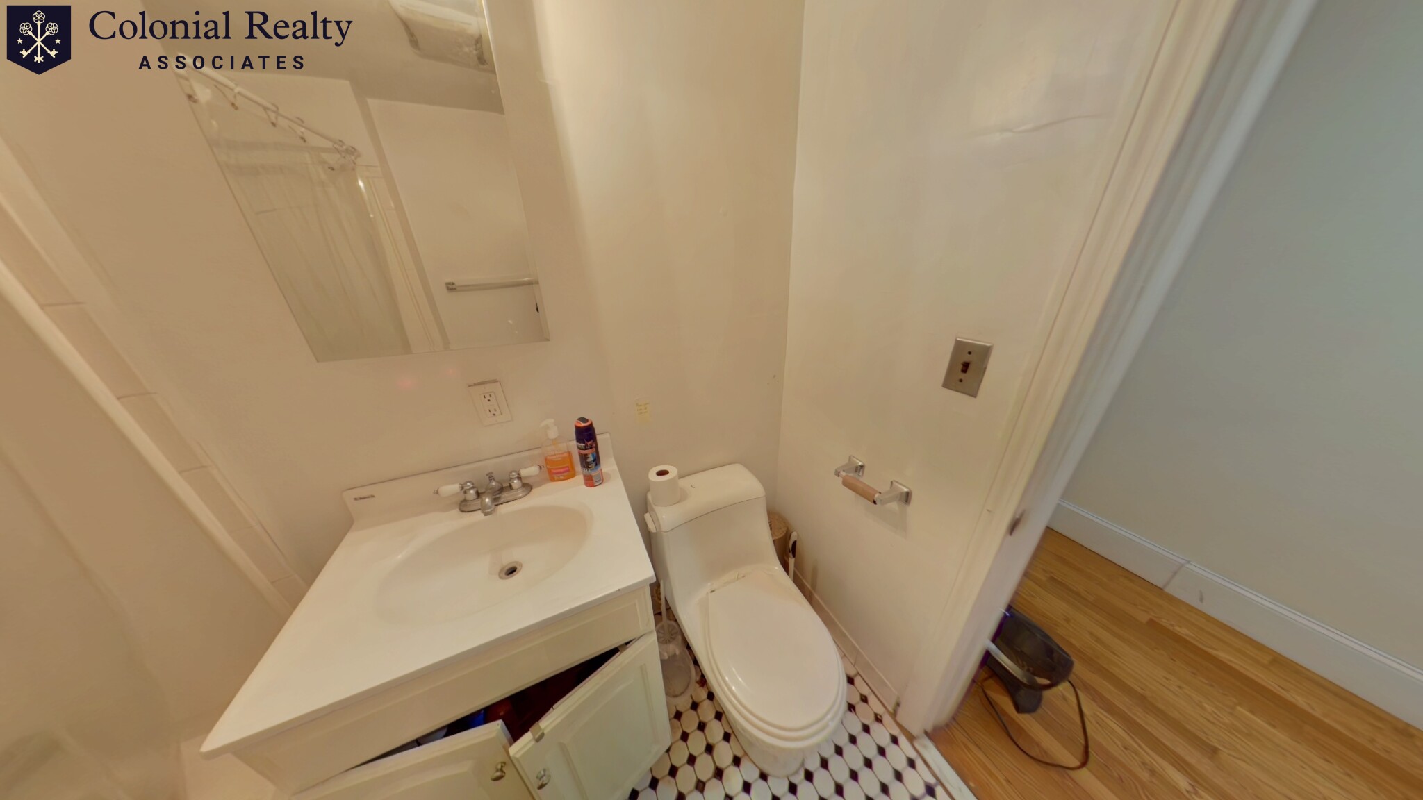 66 Egmont St, Coolidge Corner