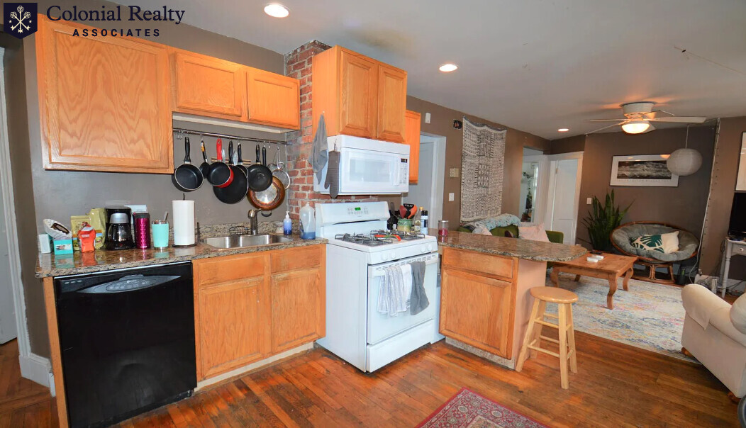 7 Wadsworth St, Allston