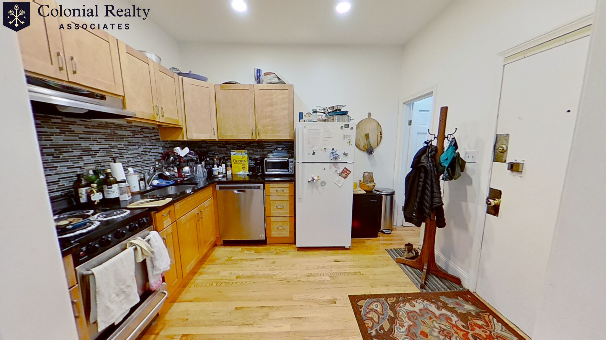 17 Aberdeen St, Fenway