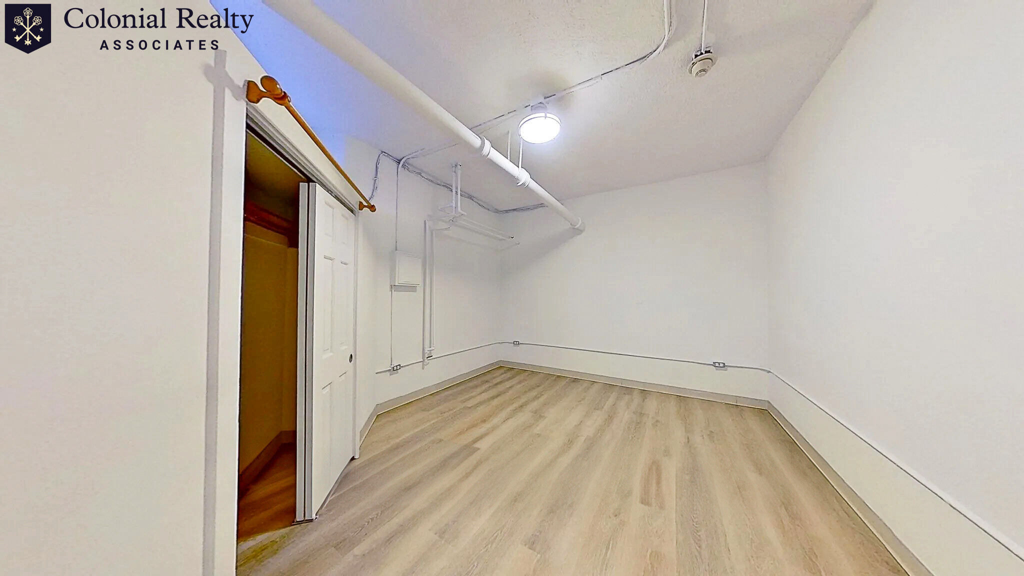 328 Walnut St, Newtonville