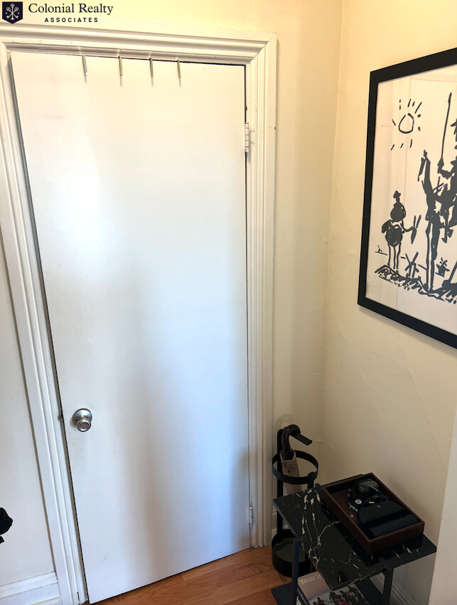 90 Charles St, Beacon Hill