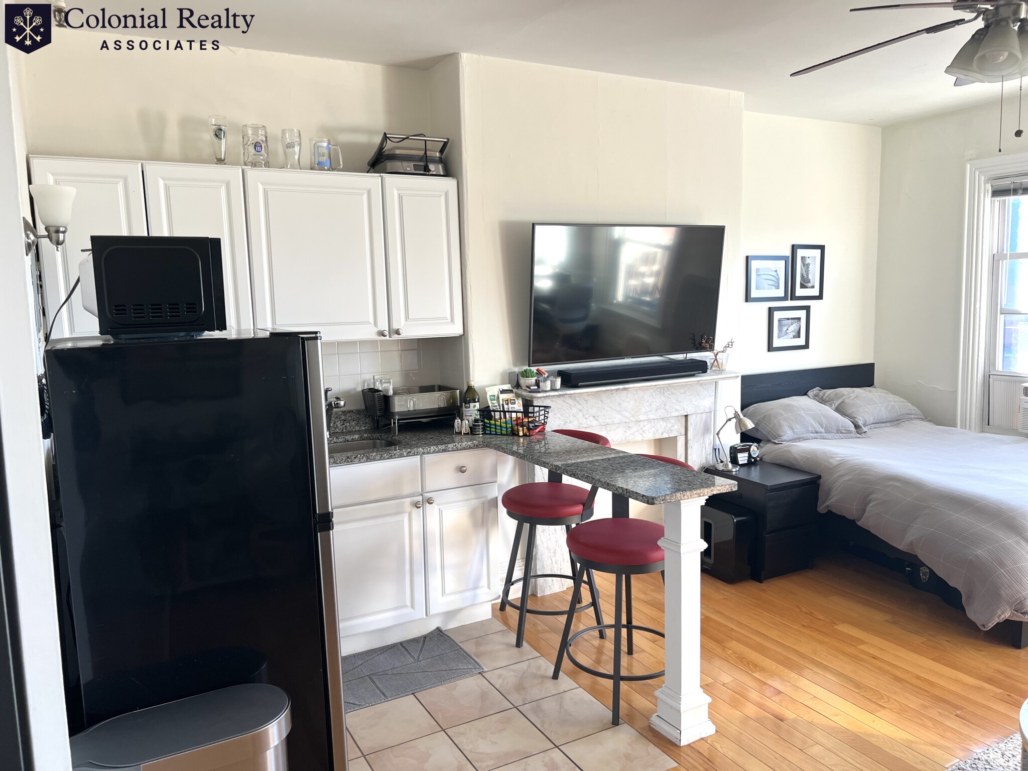 94 Charles St, Beacon Hill