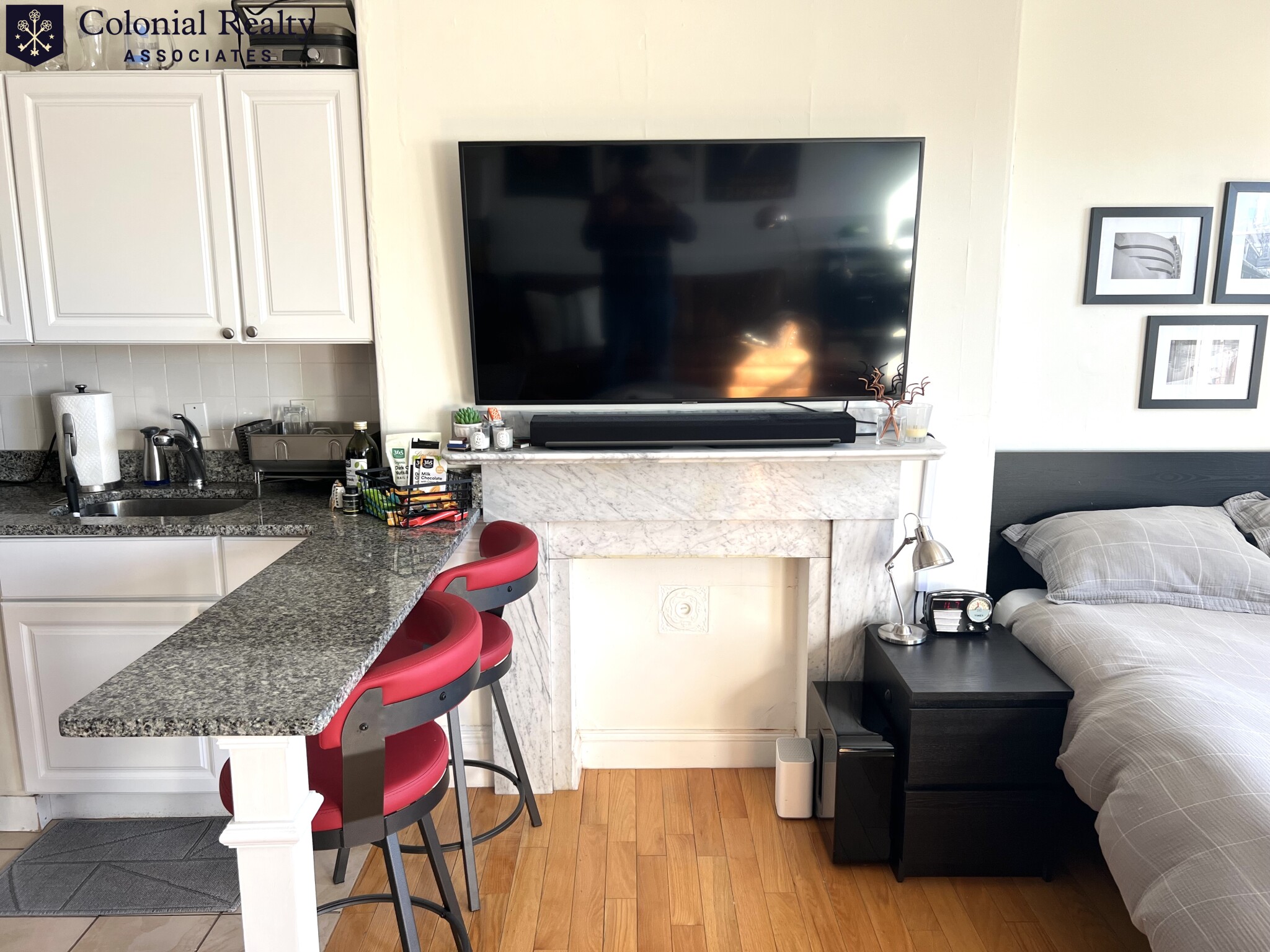 94 Charles St, Beacon Hill