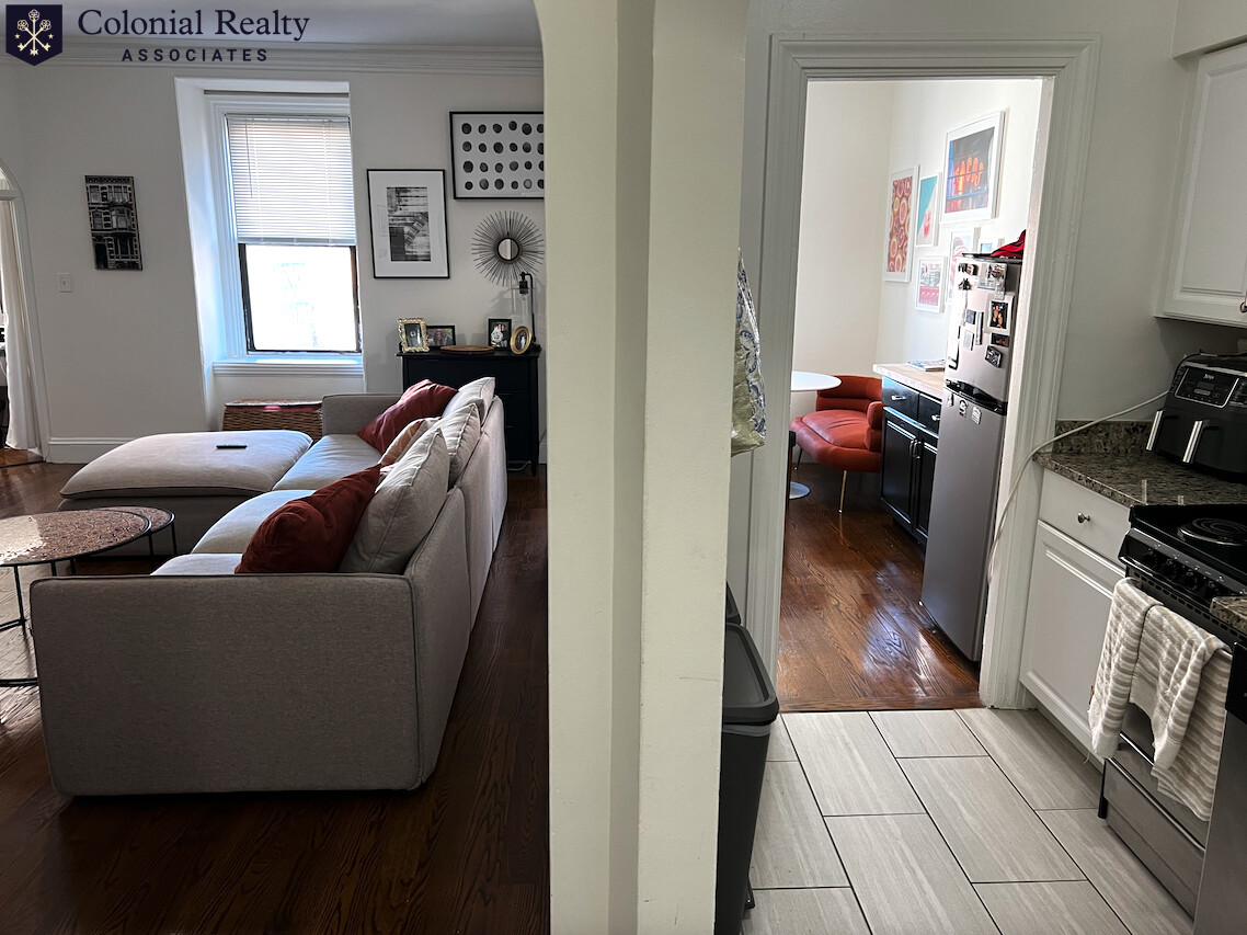 304 Berkeley St, Back Bay