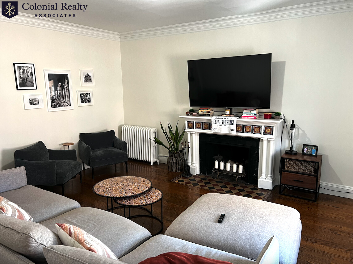 304 Berkeley St, Back Bay