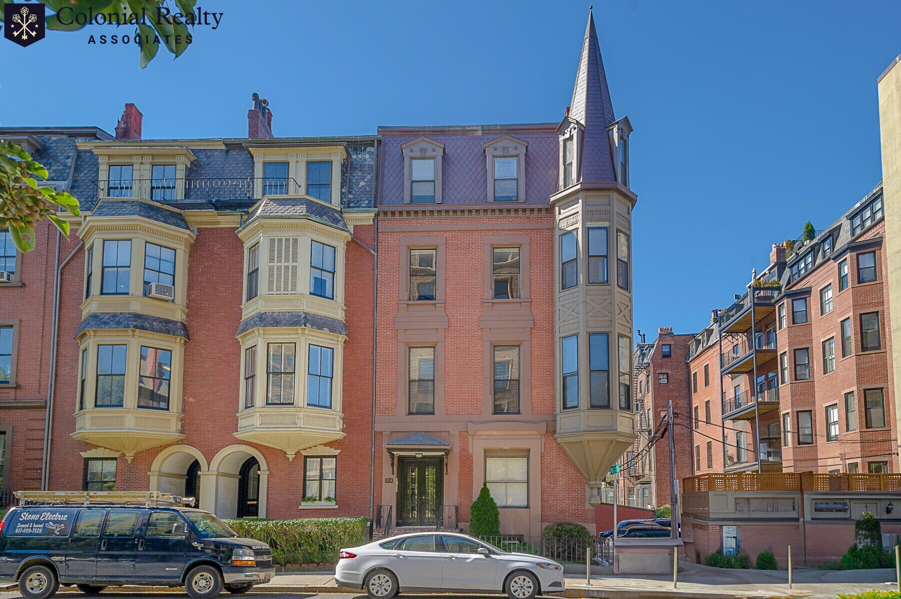 304 Berkeley St, Back Bay