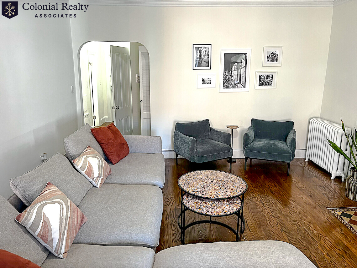 304 Berkeley St, Back Bay