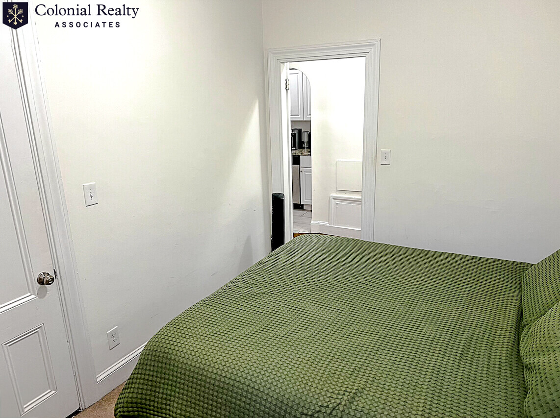 304 Berkeley St, Back Bay