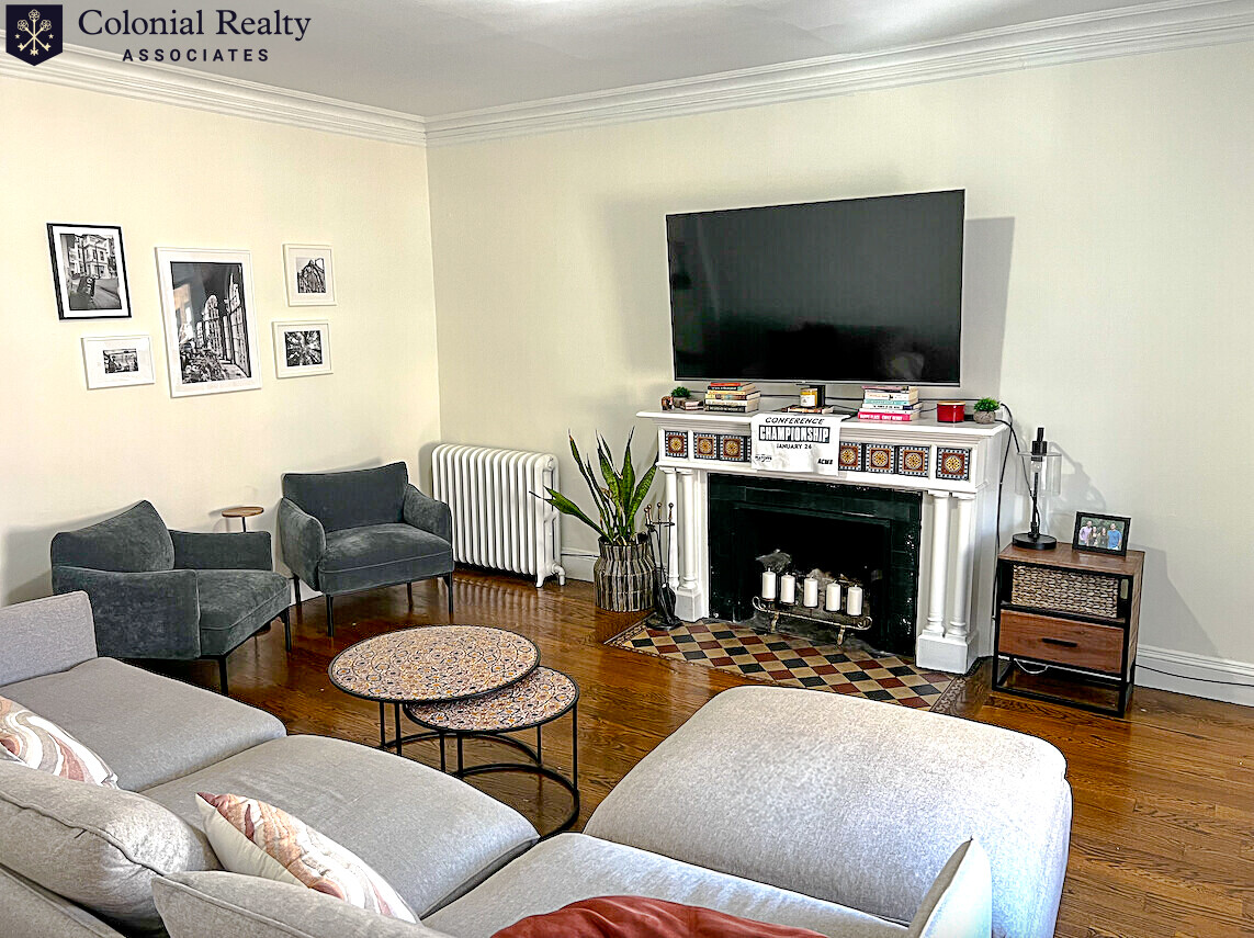 304 Berkeley St, Back Bay