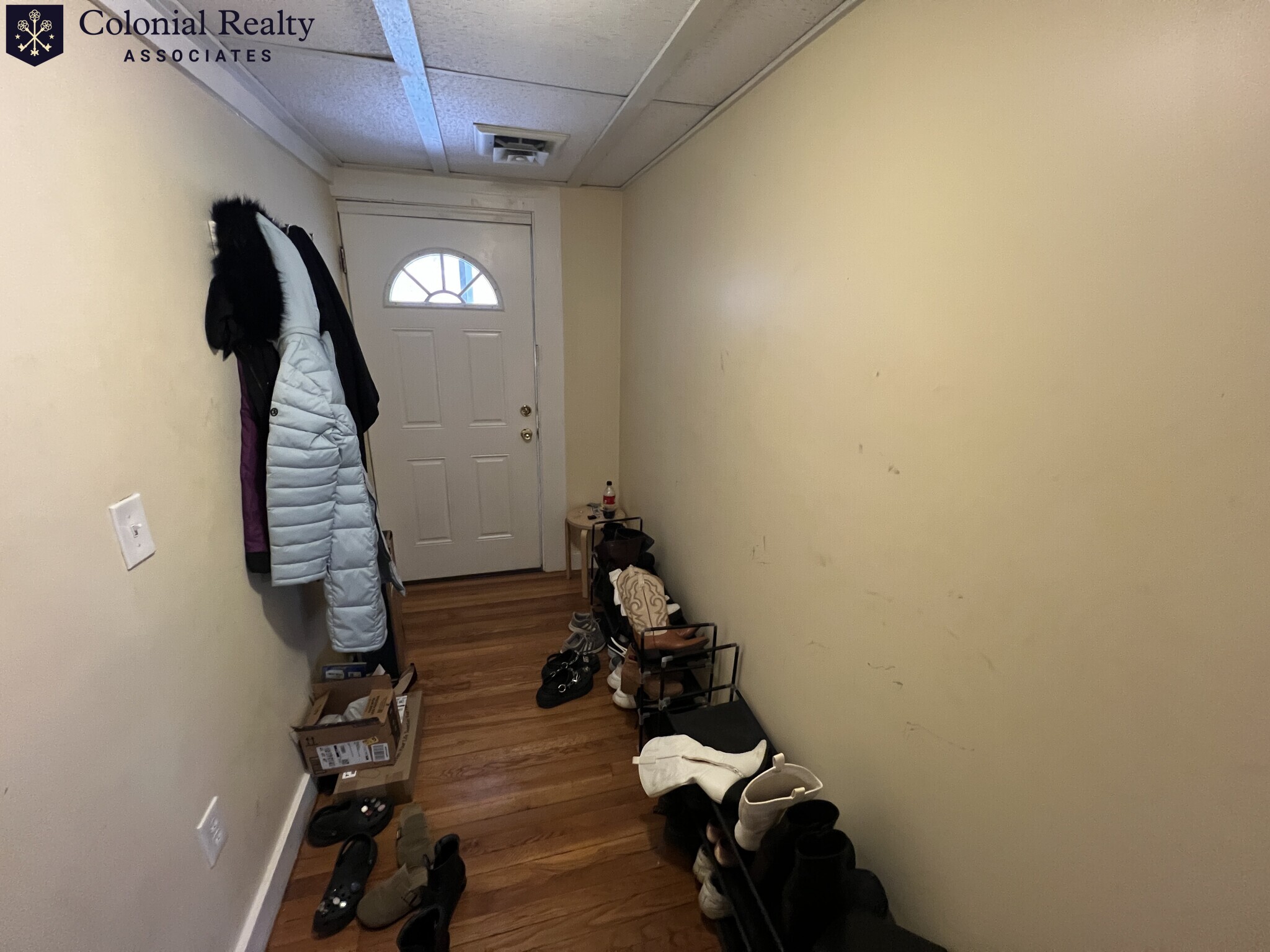 https://ygl-photos.s3.us-west-004.backblazeb2.com/10725W6807dcb7d671b.jpg