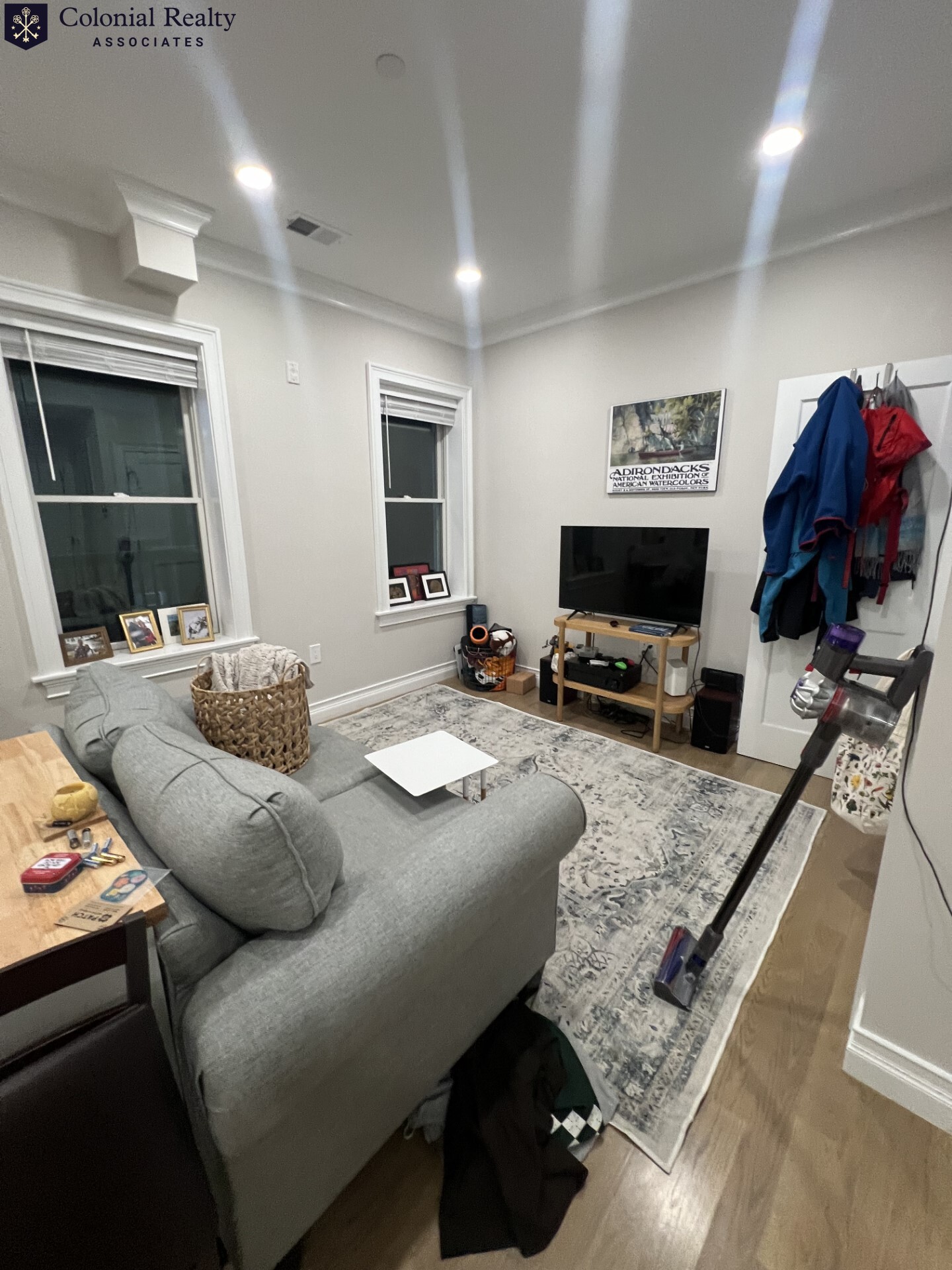 https://ygl-photos.s3.us-west-004.backblazeb2.com/10725W6835df3c4ddb4.jpg
