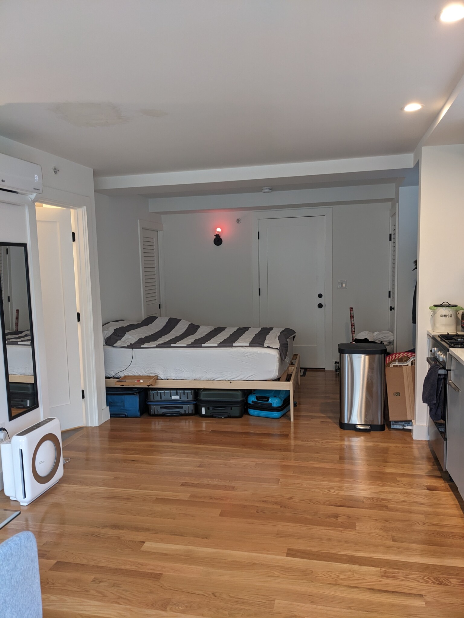 Photos of apartment on Winchester St.,Brookline MA 02446